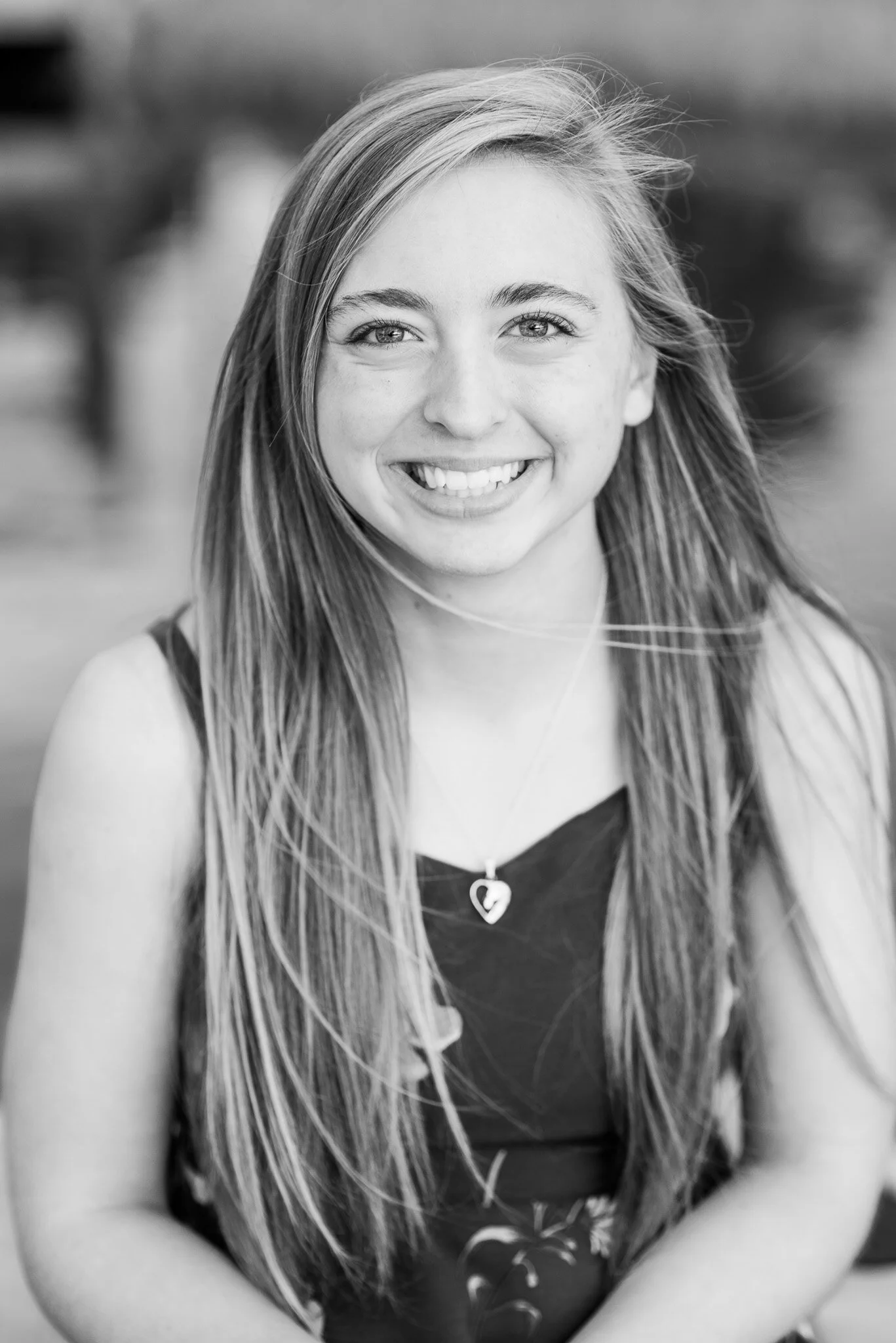Elise_Waukesha Senior Photographer-74.jpg