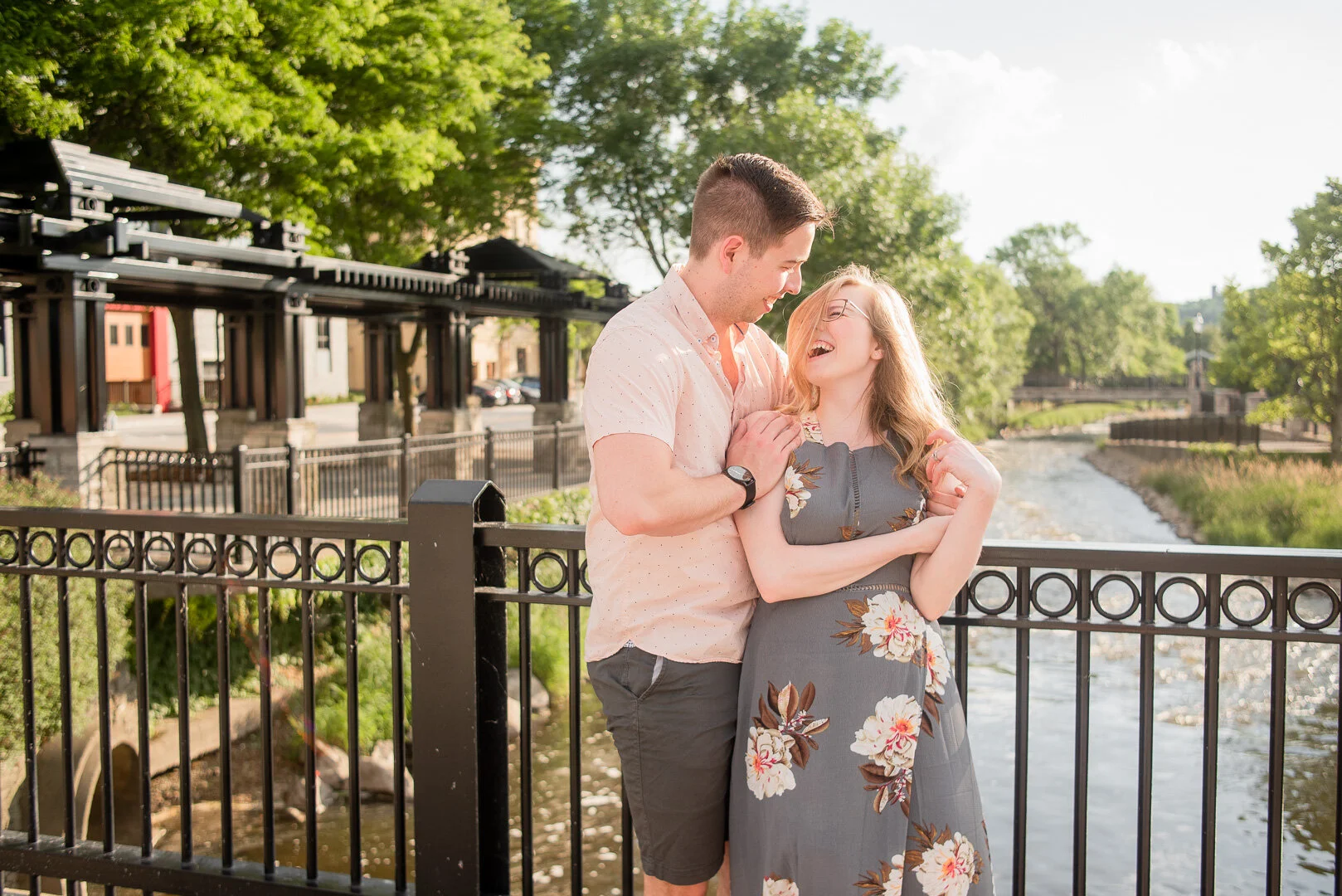 Sara &amp; Jake | Frame Park Anniversary Photos 