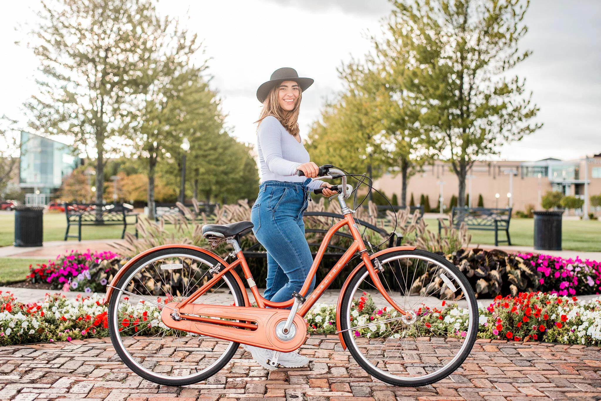 Sophia | Sunflower Inspired Senior Photos in Kenosha Wisconsin