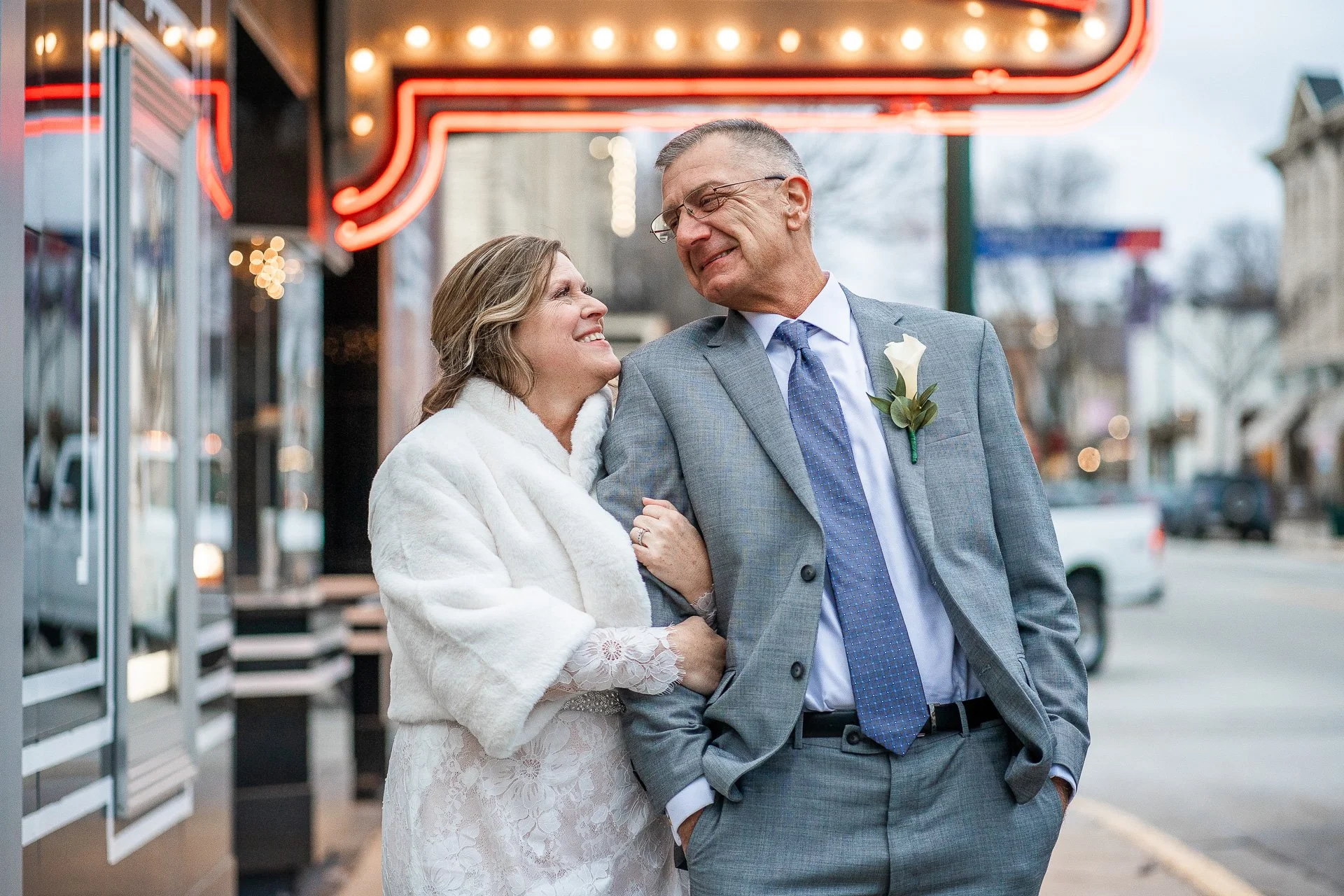 A winter wedding at Hidden Glen Golf Club in Cedarburg, Wisconsin- Cathy + Pat