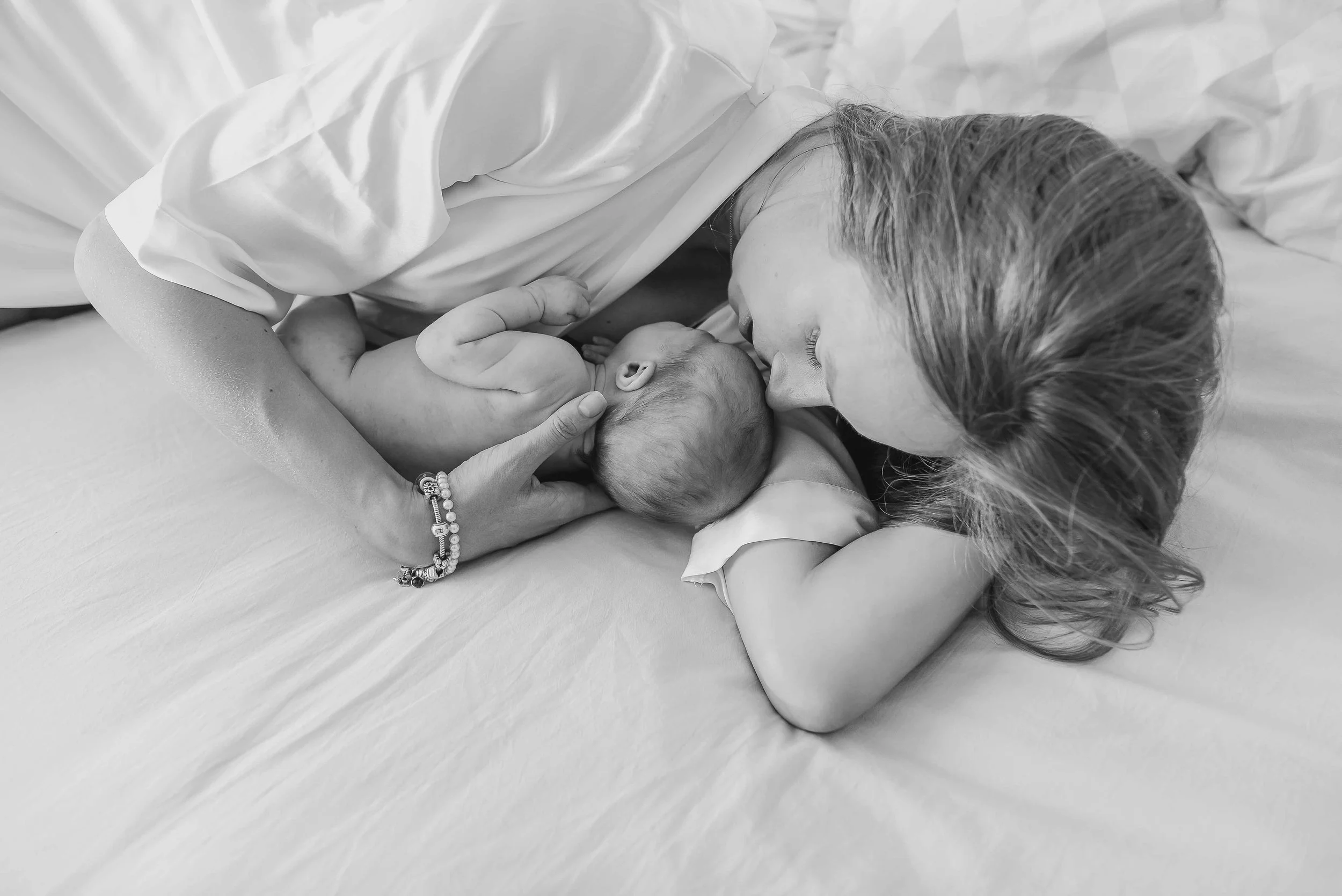 Elle-newborn-photography-03.jpg