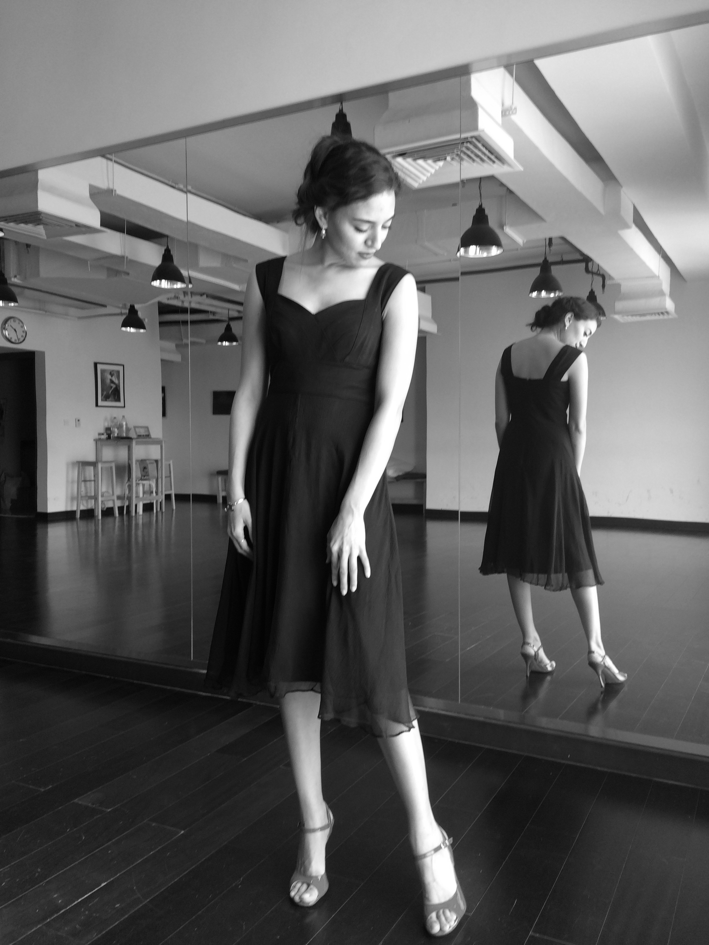 Trying on the tango shoes they have at the studio. They're imported from Argentina. A lot of them are very pretty and surprisingly comfortable.