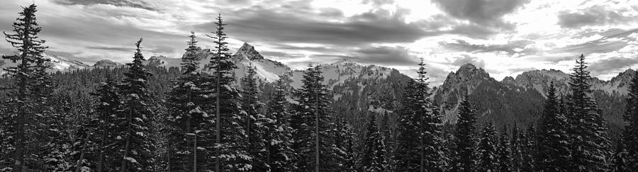 tatoosh-mountain-range-panorama-twenty-two-north-gallery.jpeg