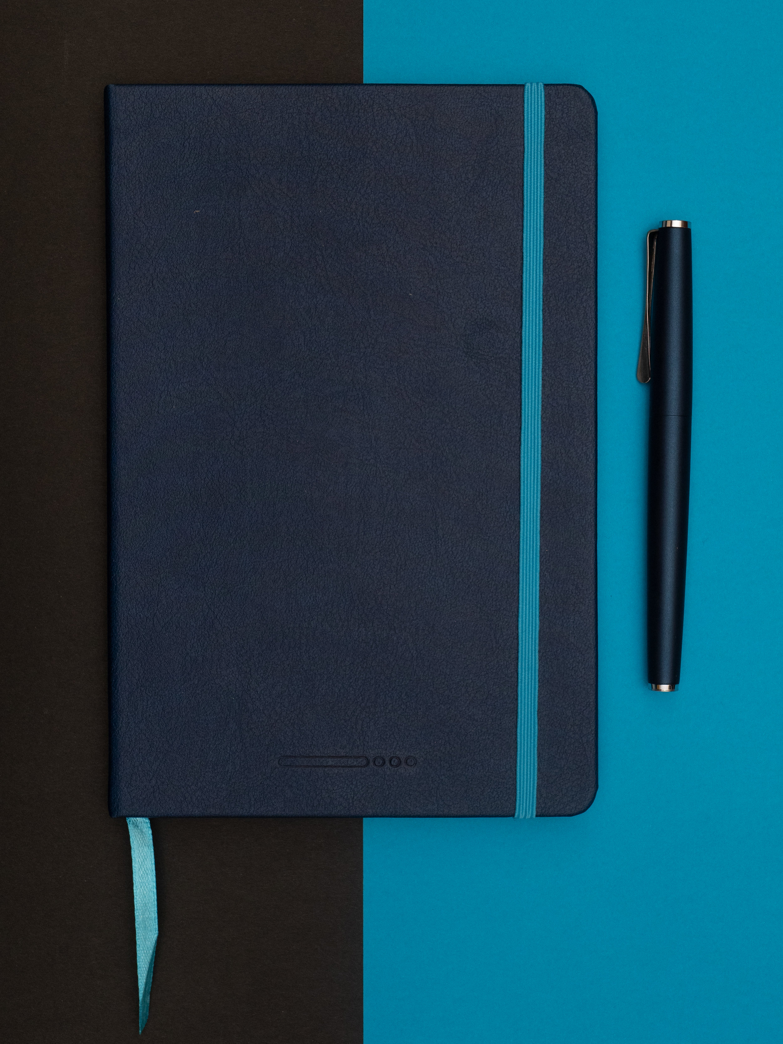 Leuchtturm 1917 A5 Notebook: The Fountain-Pen Friendly Basic Black Notebook  — The Gentleman Stationer