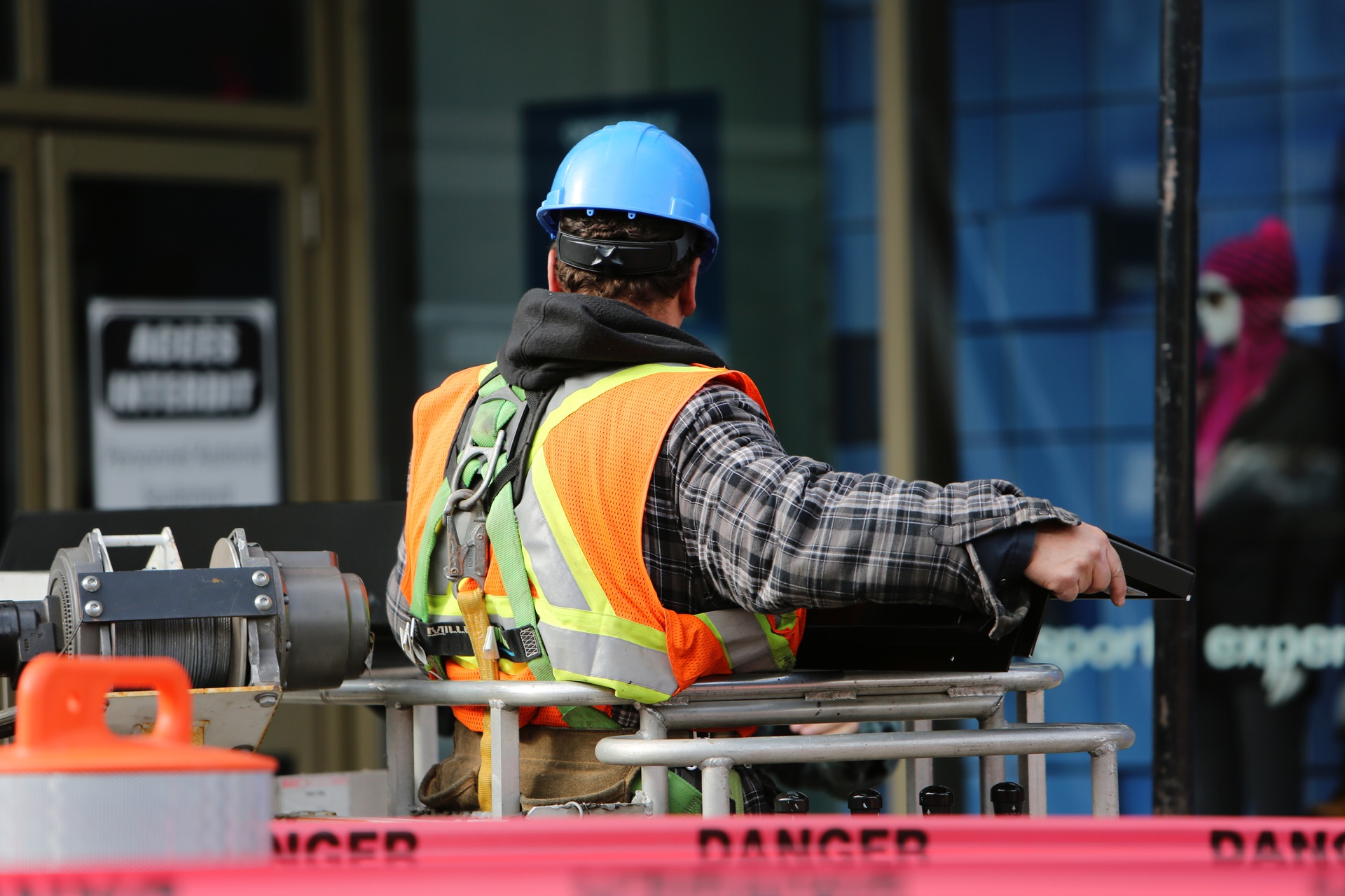 From construction to mining and retail to corporate management we can produce customised training videos that suit your needs and budget. Click to see more. 
