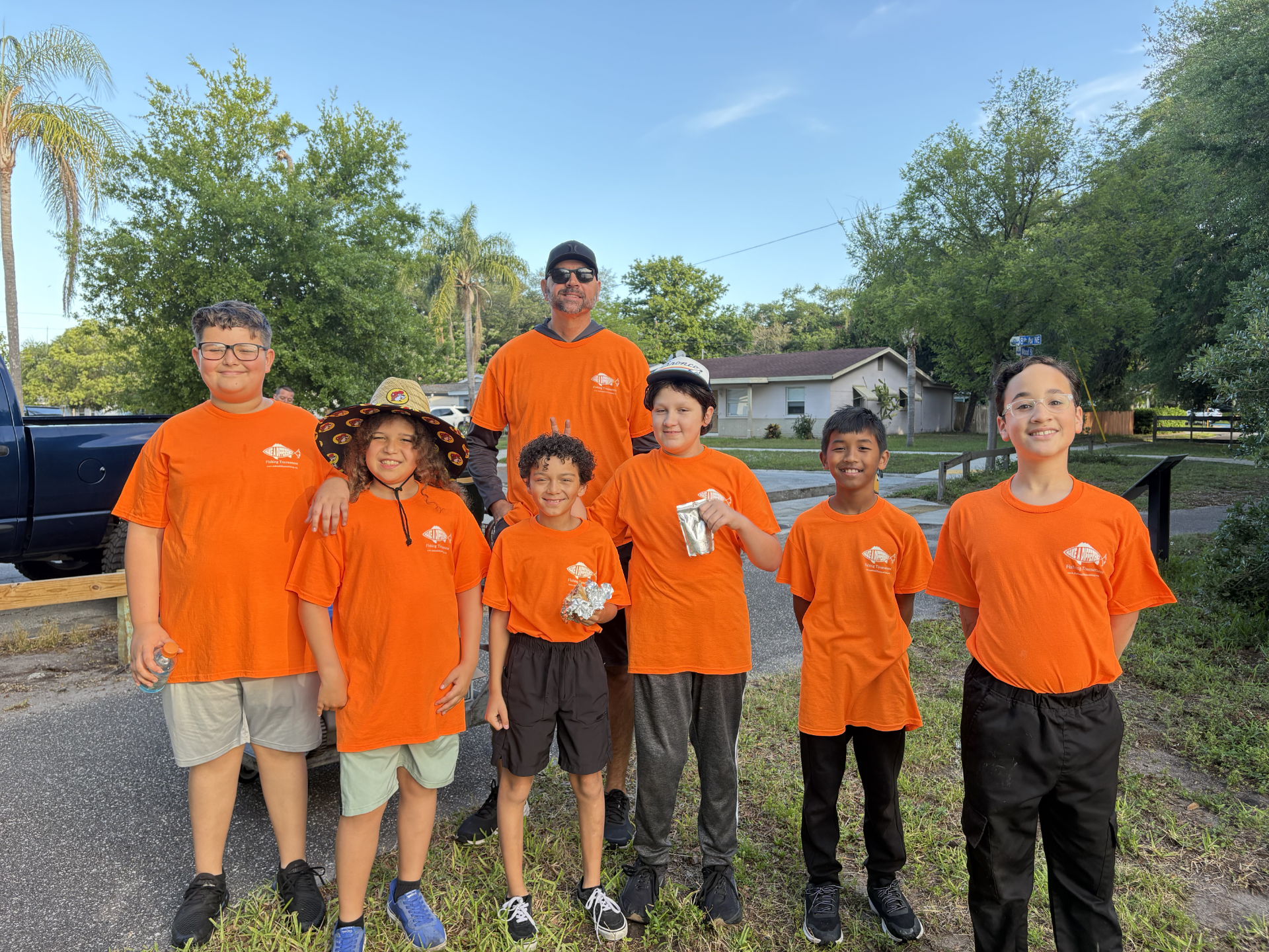 Great Volunteers who deliver food and drinks