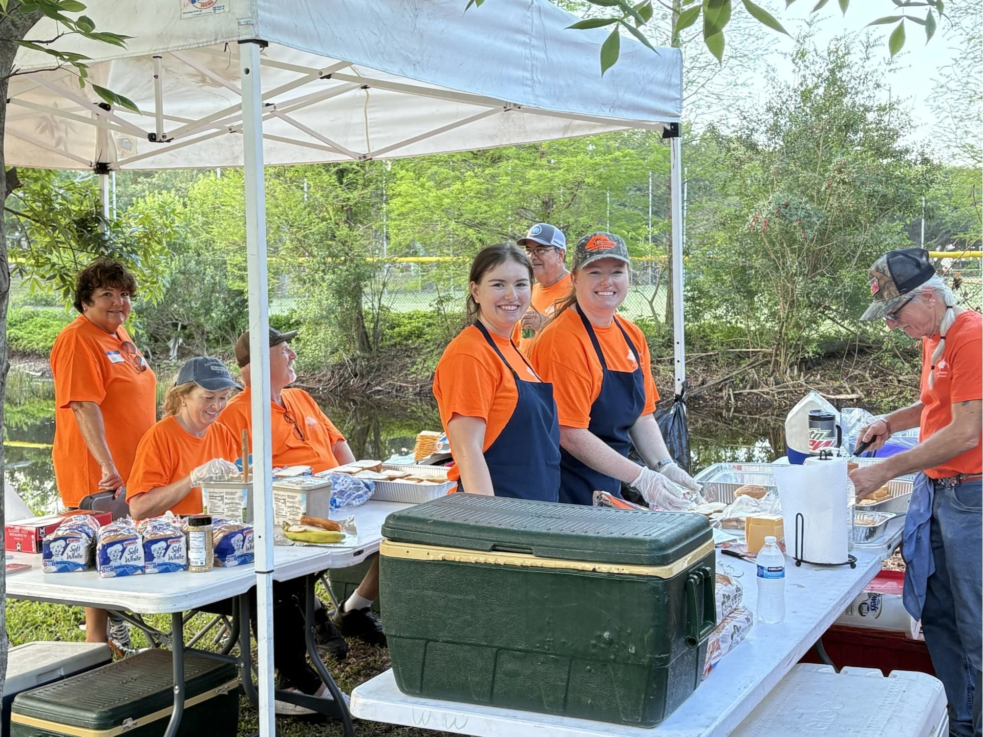 Wrapping up them Yummy Burgers, Hot Dogs and Grilled Cheese