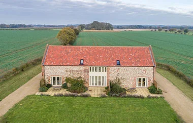 BarnsDrone-1-web.jpg
