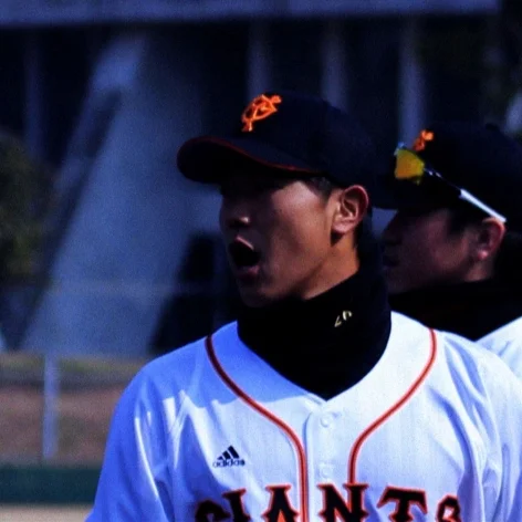 EIGA-GIANTS_digest.jpg