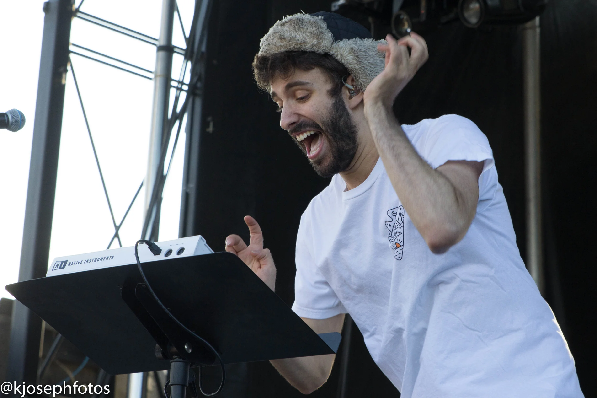 AJR