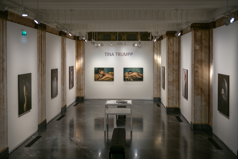 Golden Girl Leica Gallery Porto TINA TRUMPP nude art