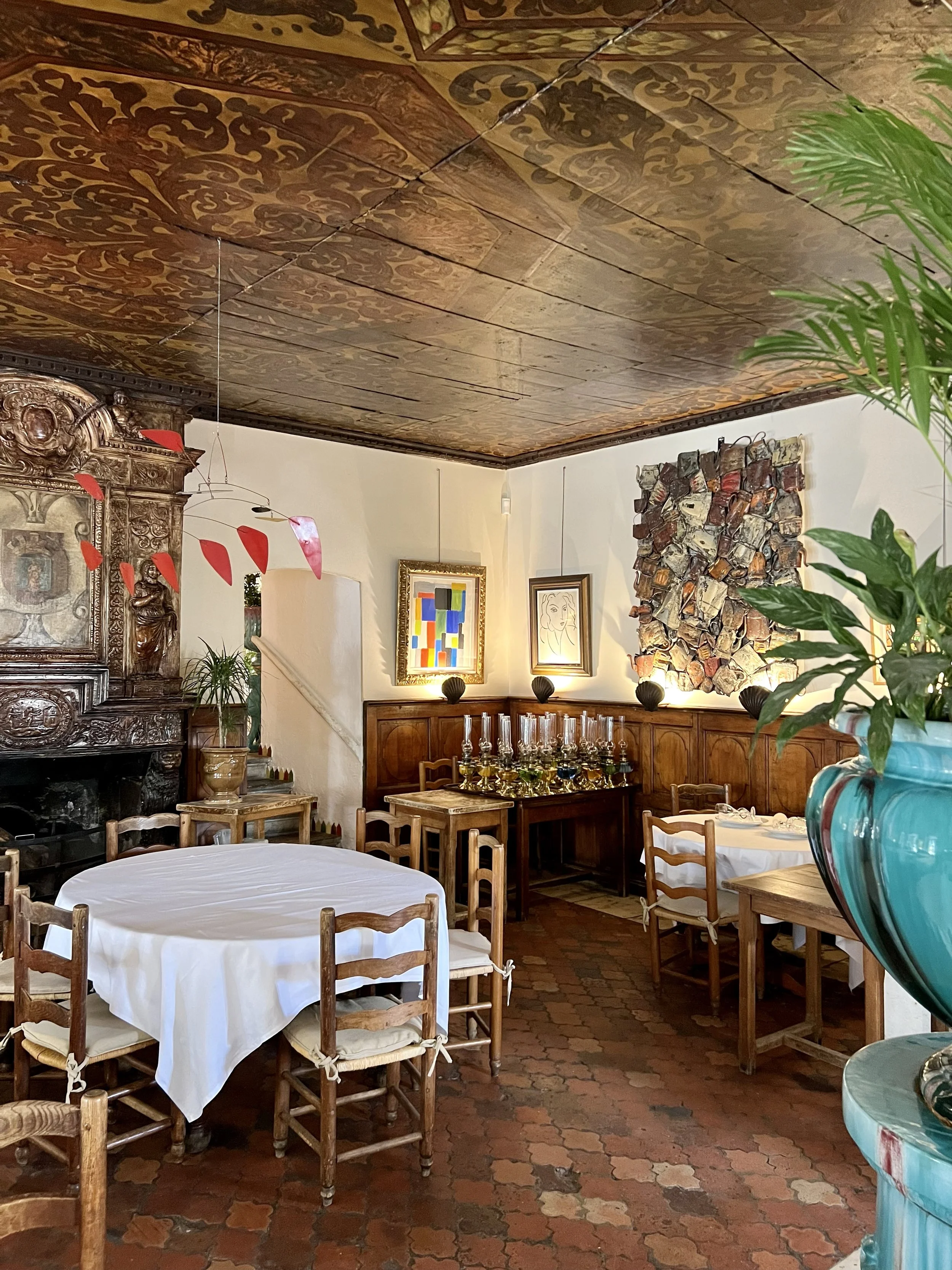 Saint-Paul-de-Vence und das legendäre Colombe d’Or: Kunst, die einfach geblieben ist