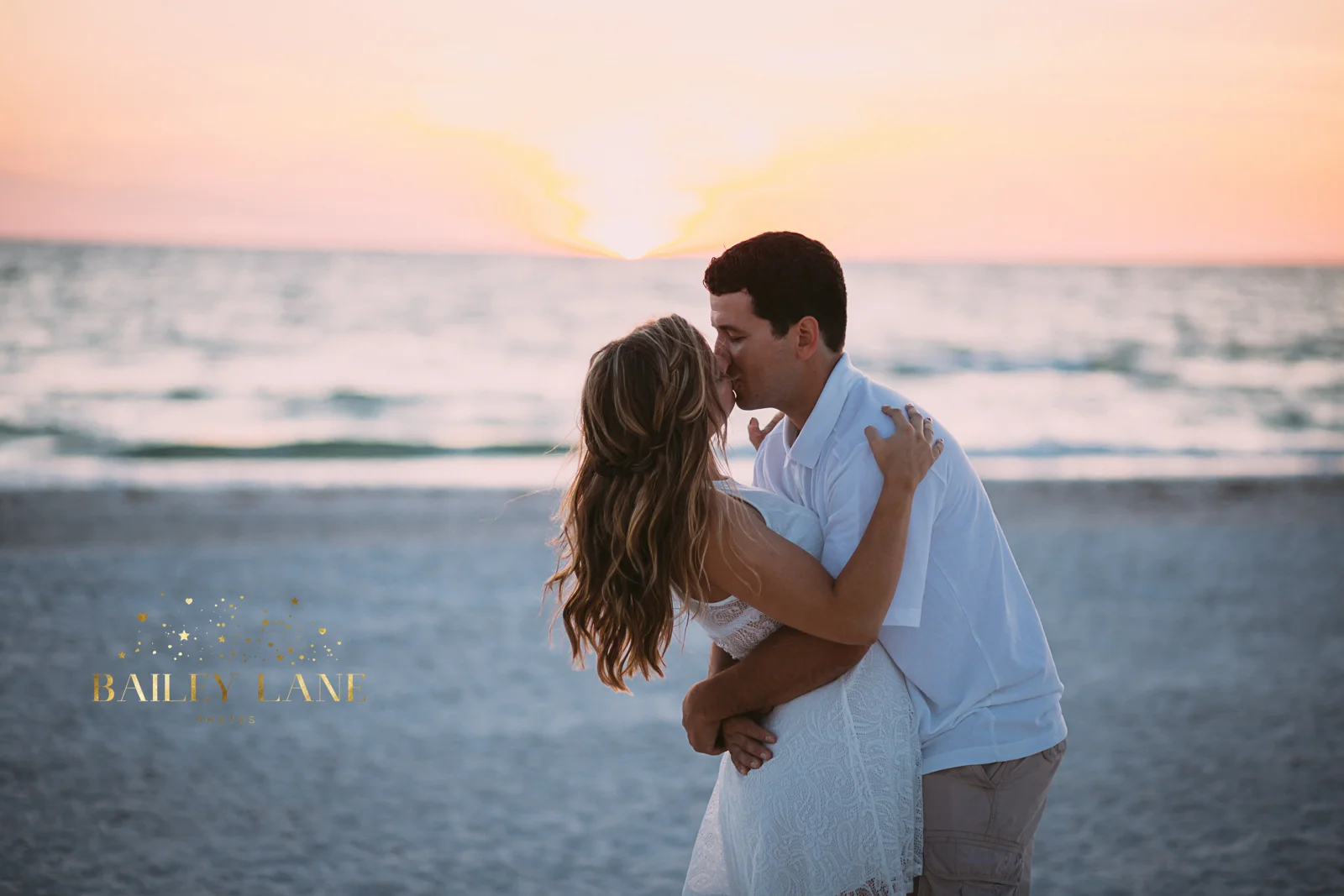 Pass-A-Grille Beach Anniversary | Sara + Nathan