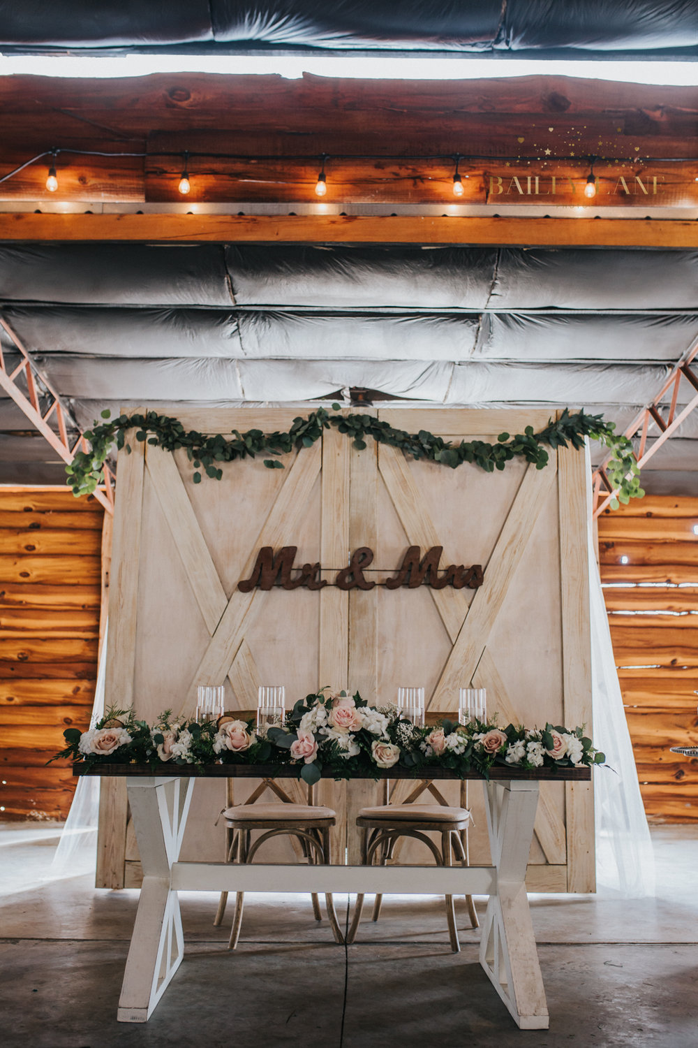 FLORIDA_RUSTIC_BARN_WEDDING (1 of 1)-6.jpg