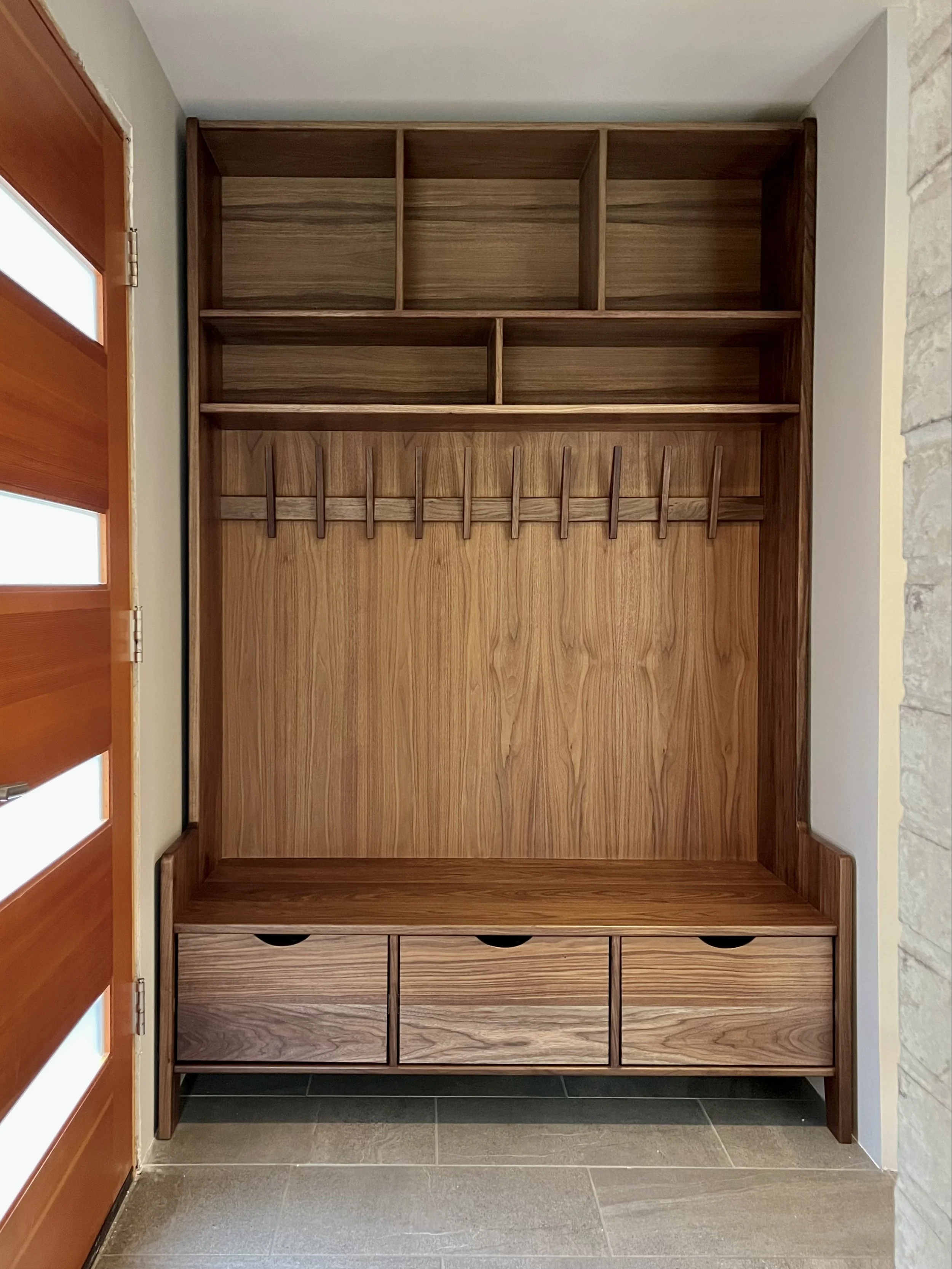 Foyer Bench - 1 (1).jpg