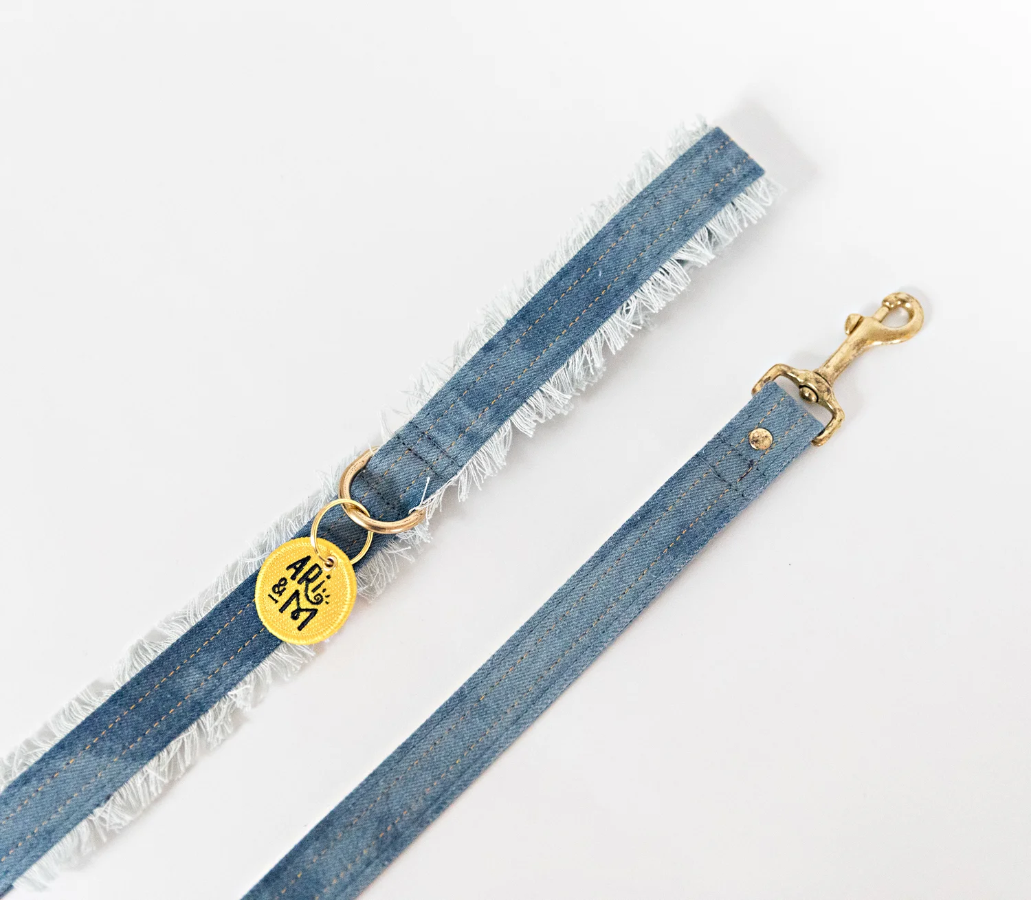 denimleash-denimlead-dogleash-denim-denimdogleash-designerdogaccessories-frayeddenim-acidwash-fordogs2.jpg
