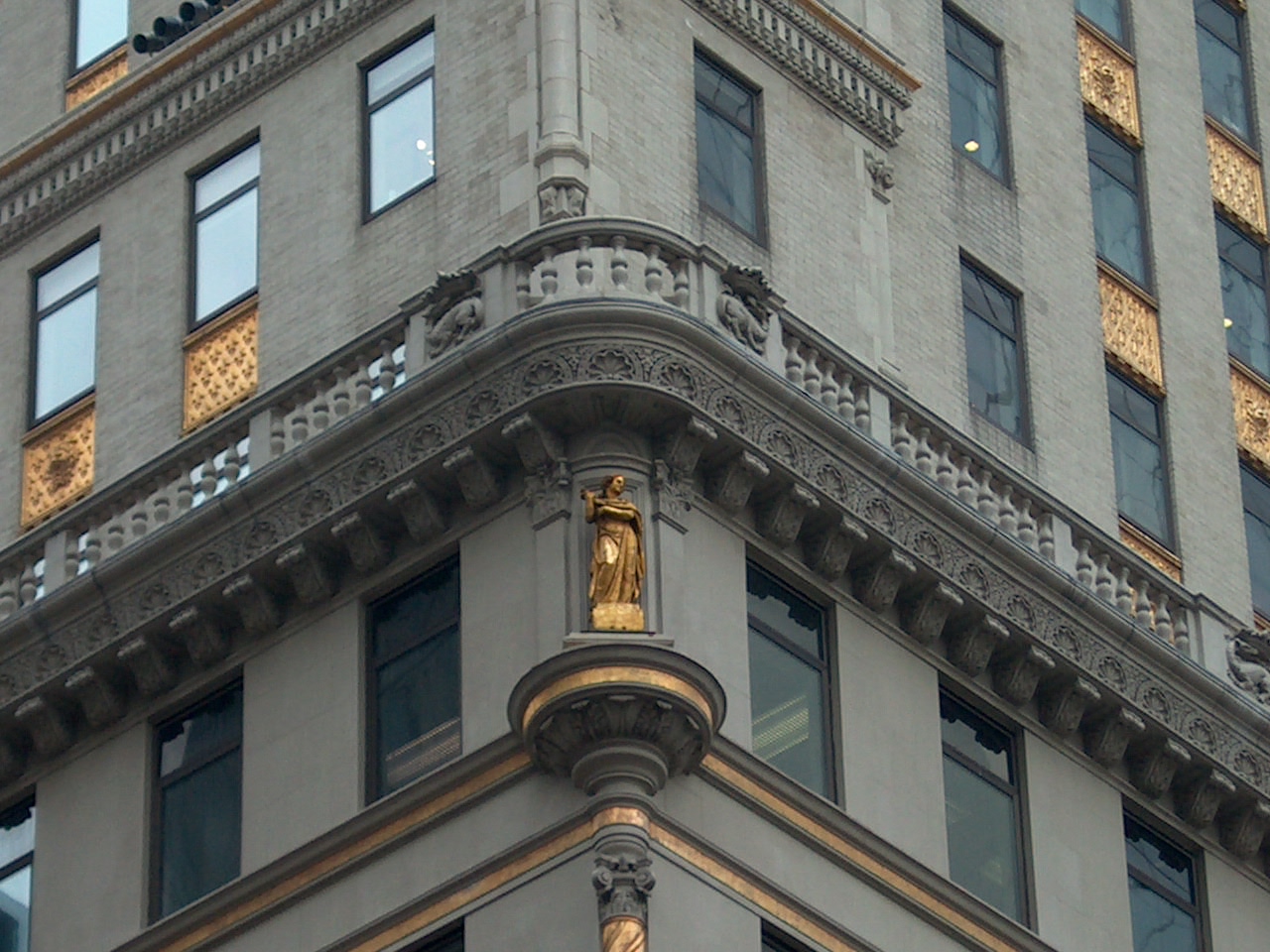  730 5th Avenue, NYC 