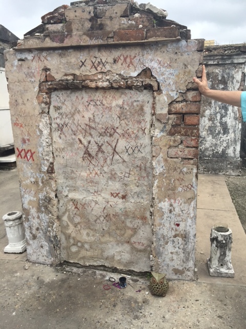 This is the real tomb of marie leveau... according to the guide.