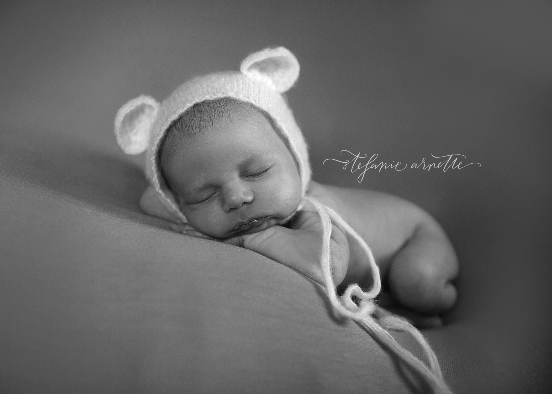 newborn-54bw.jpg