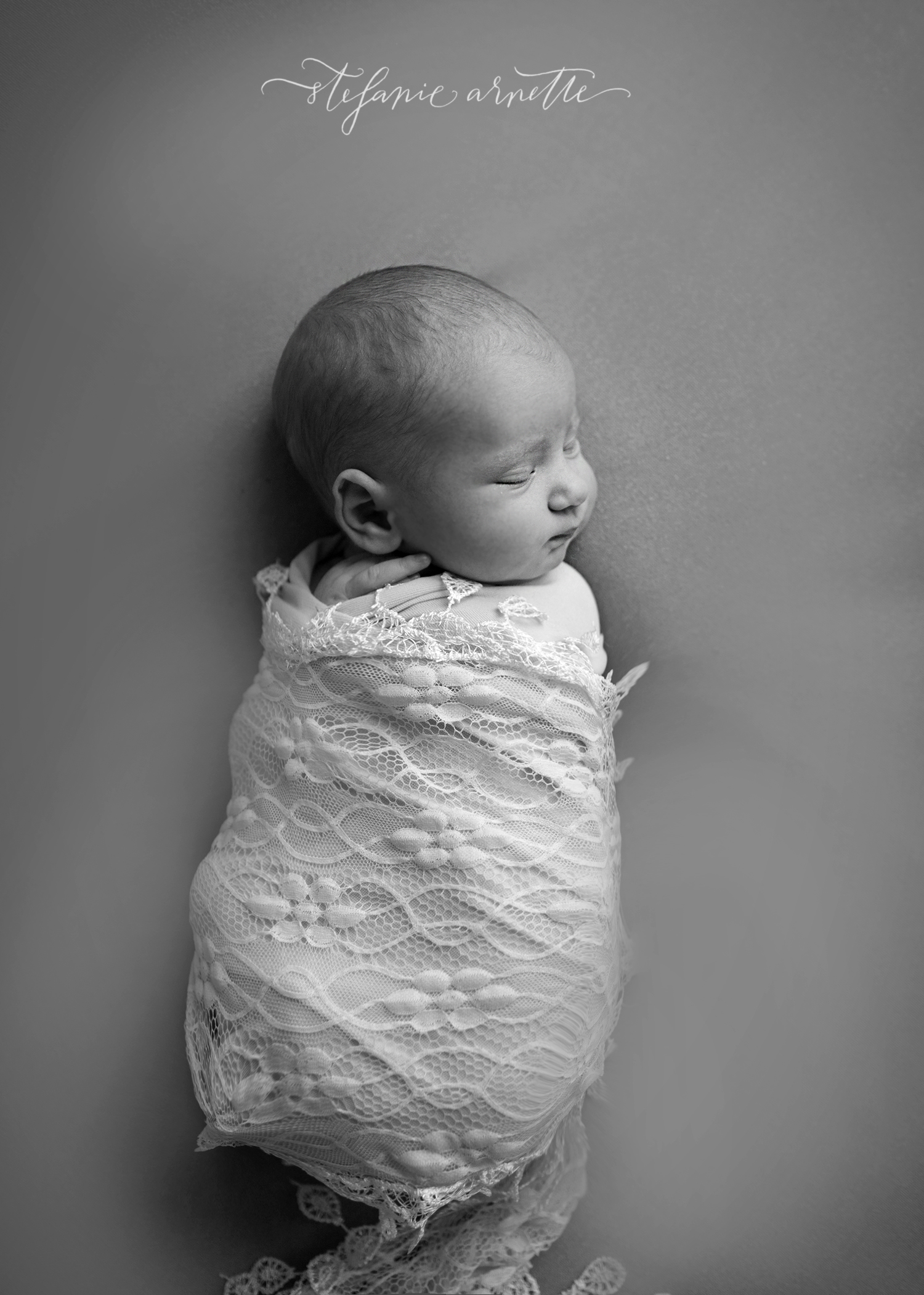 newborn-84bw.jpg