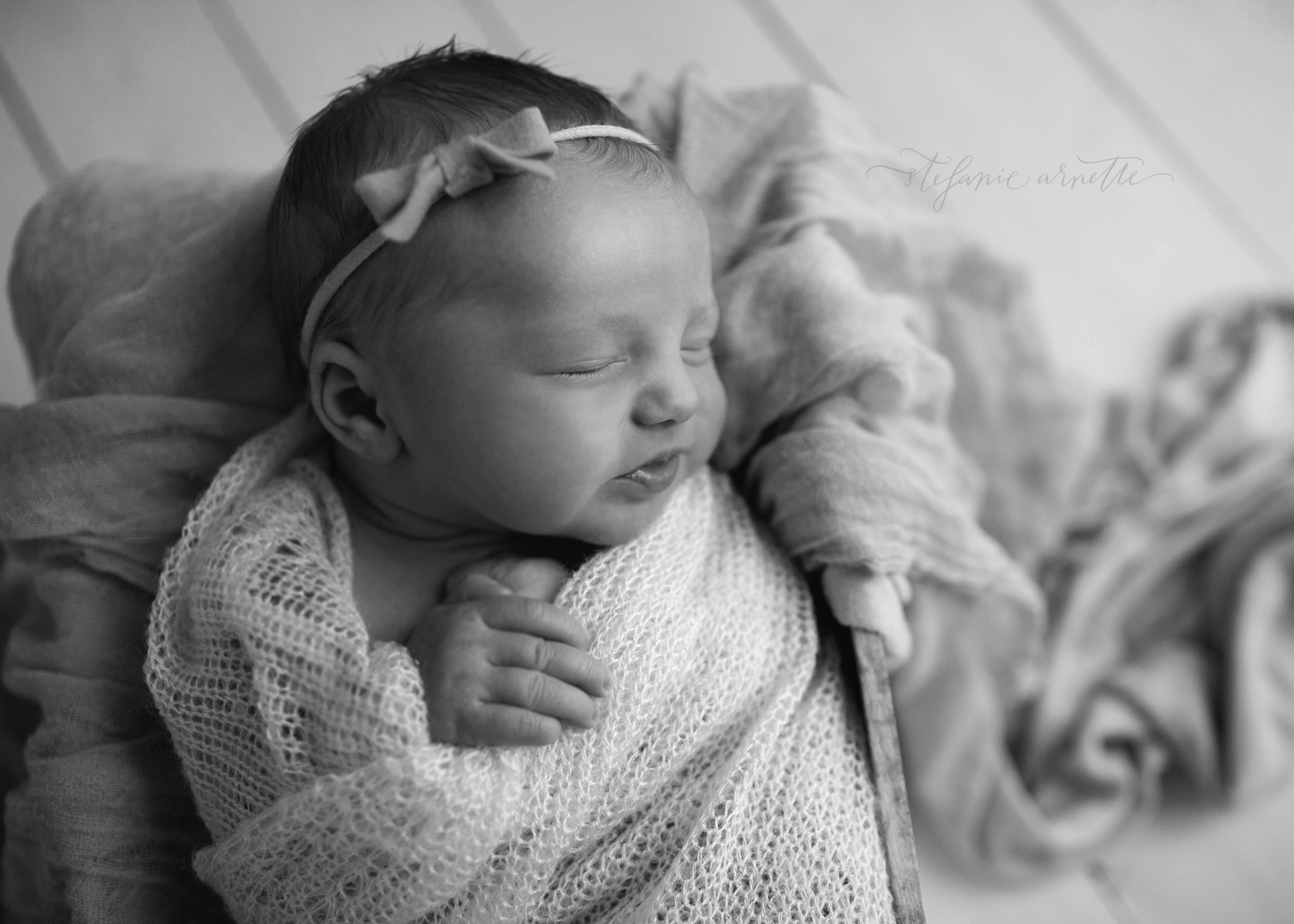 newborn-14bw.jpg