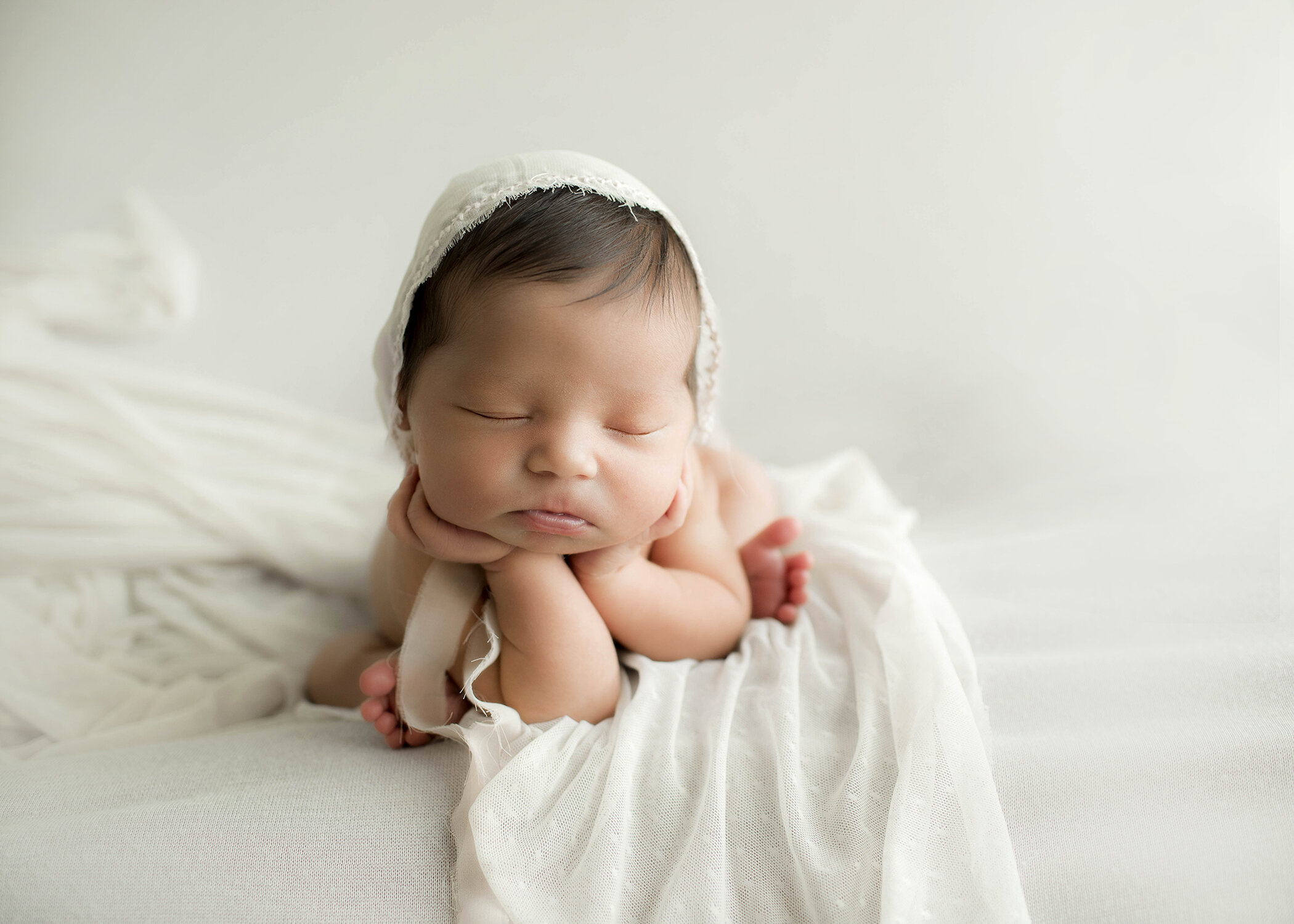 newborn studio photographer atlanta georgia 