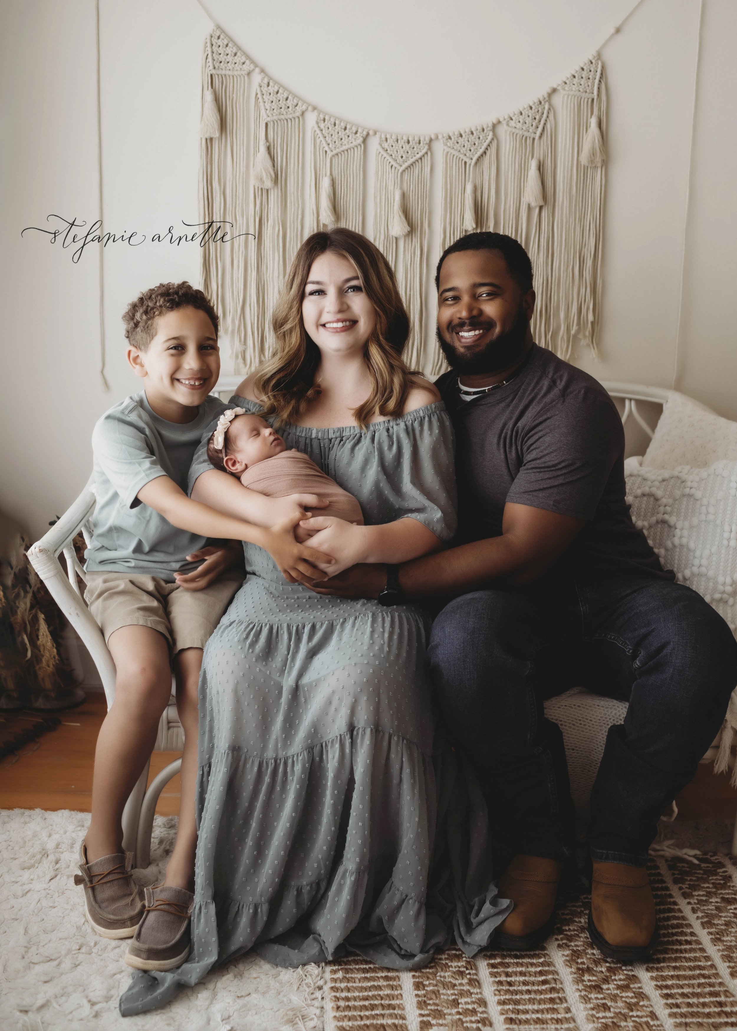 newborn photographer near me