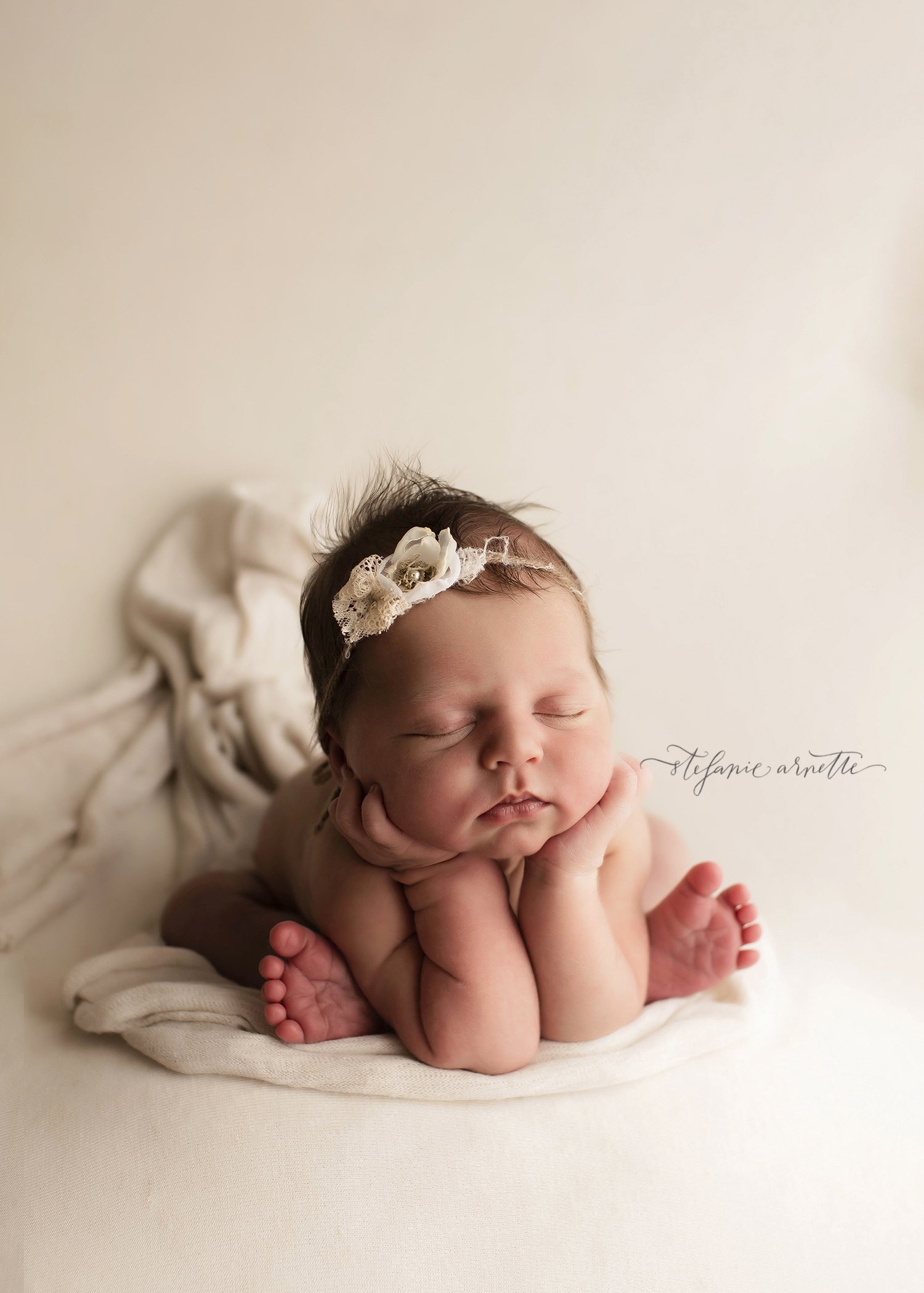 newborn photographer near me_2.jpg