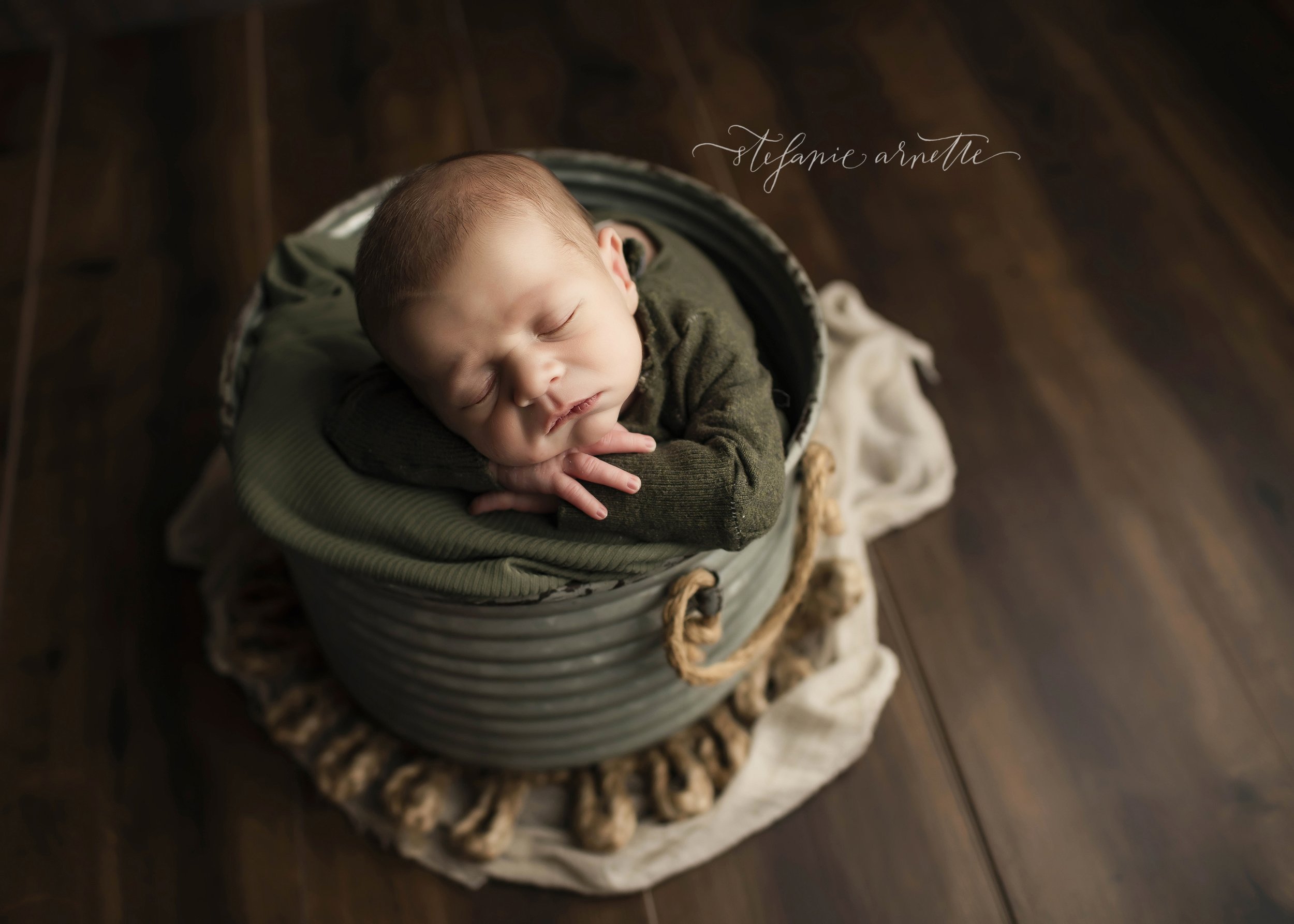 newborn photographer near me