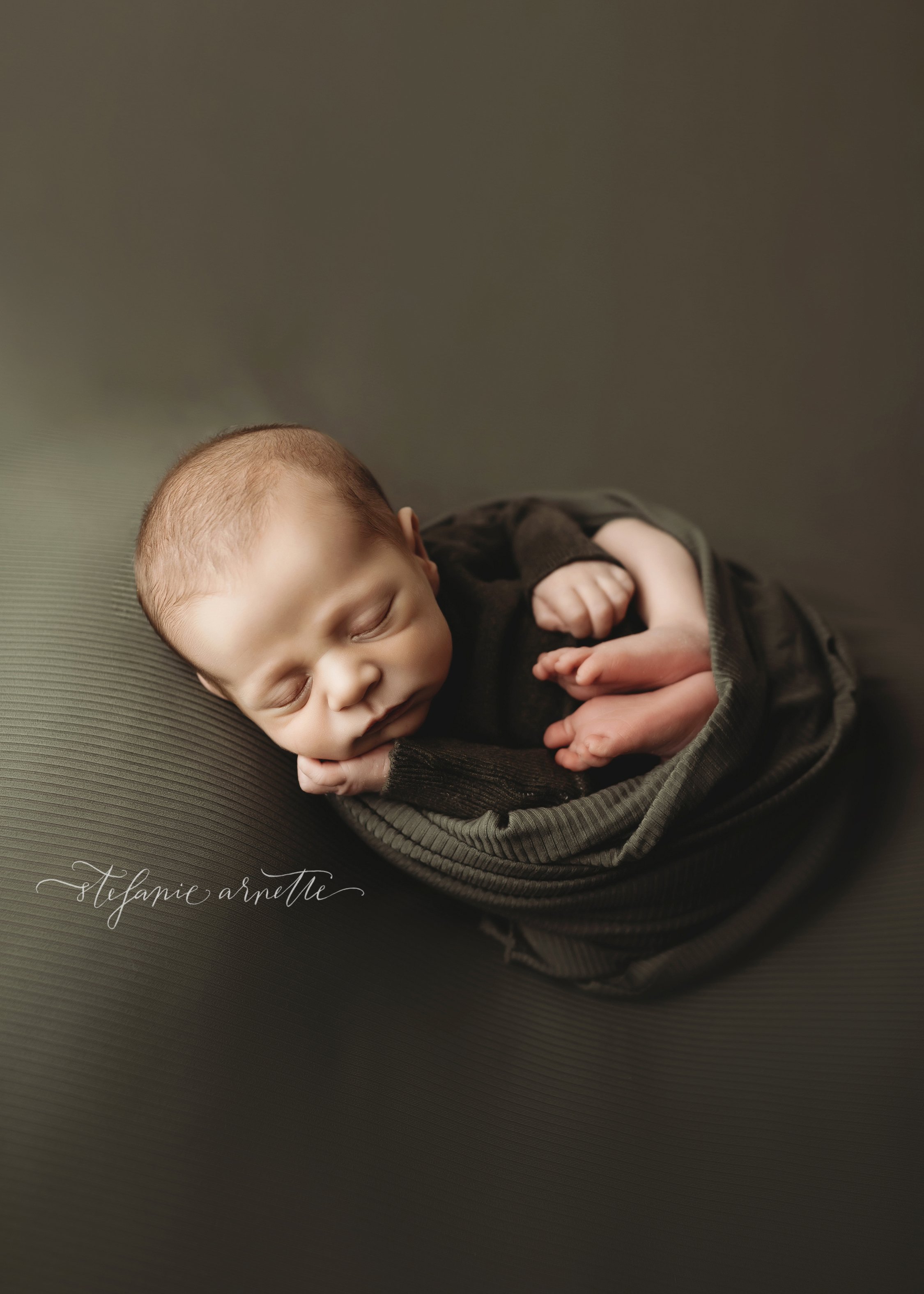 newborn photographer near me