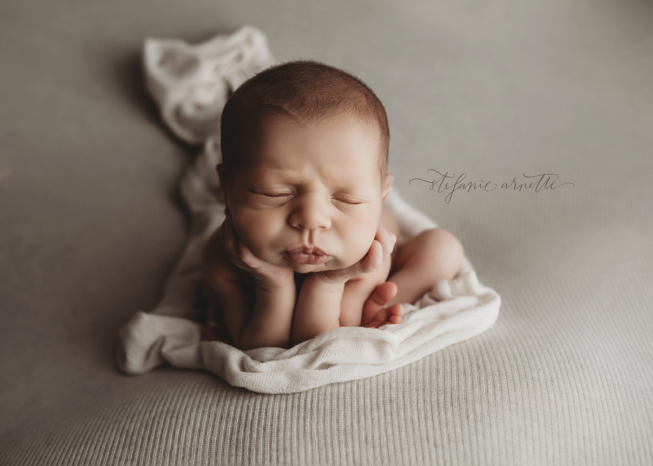 newborn photographer near me