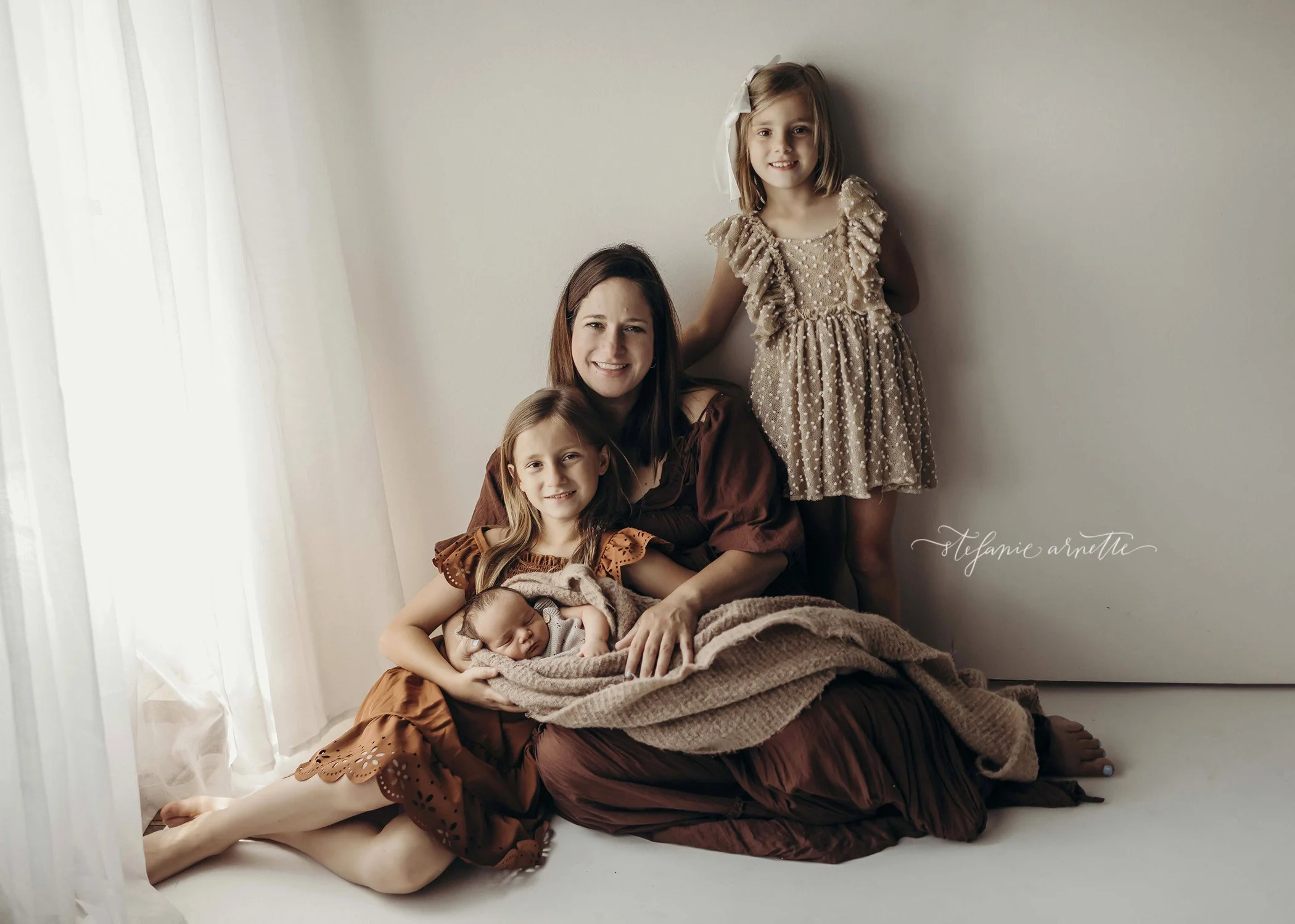 newborn-photographer-near-me_25.jpg