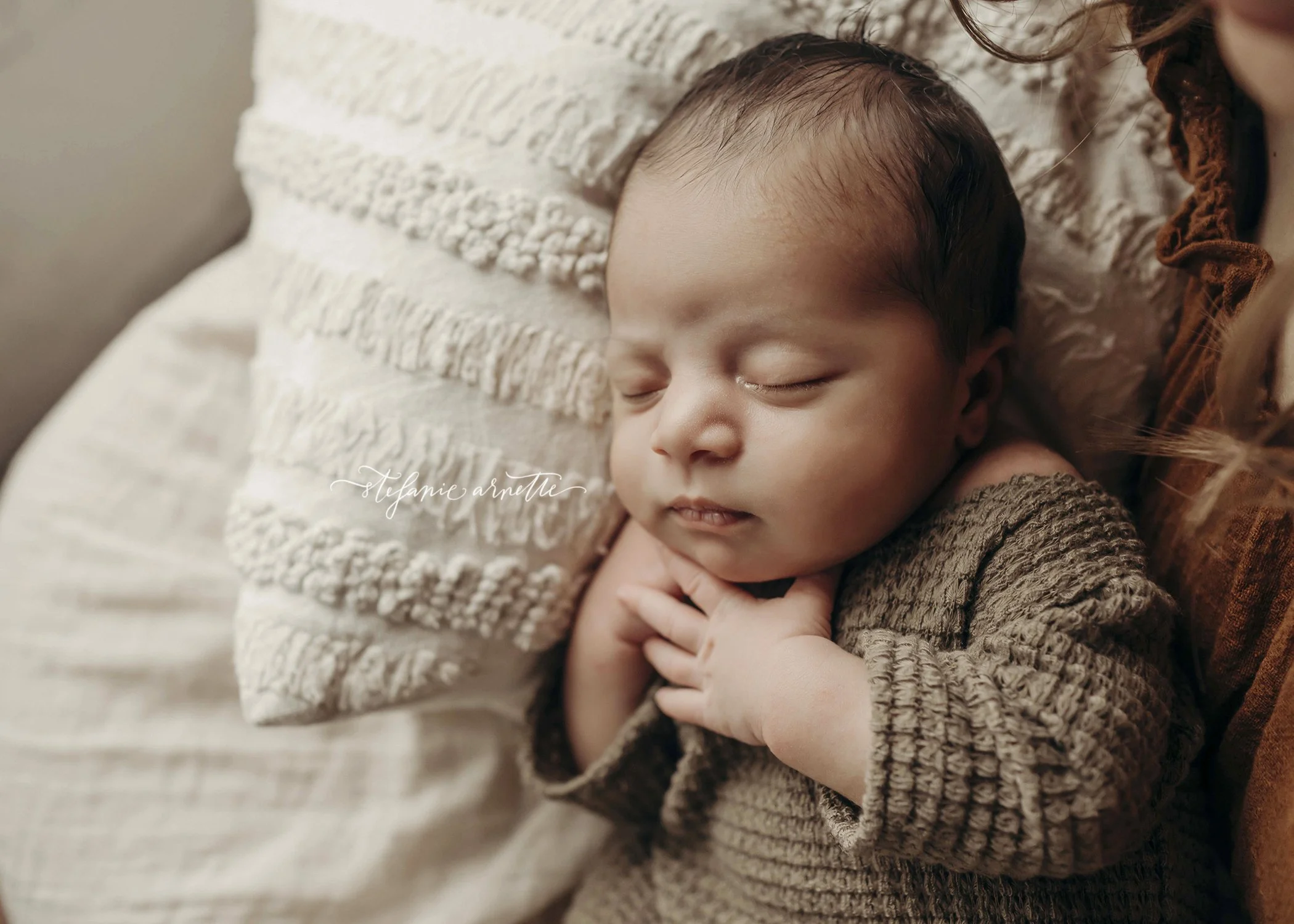 calhoun-newborn-photographerCLR (35).jpg