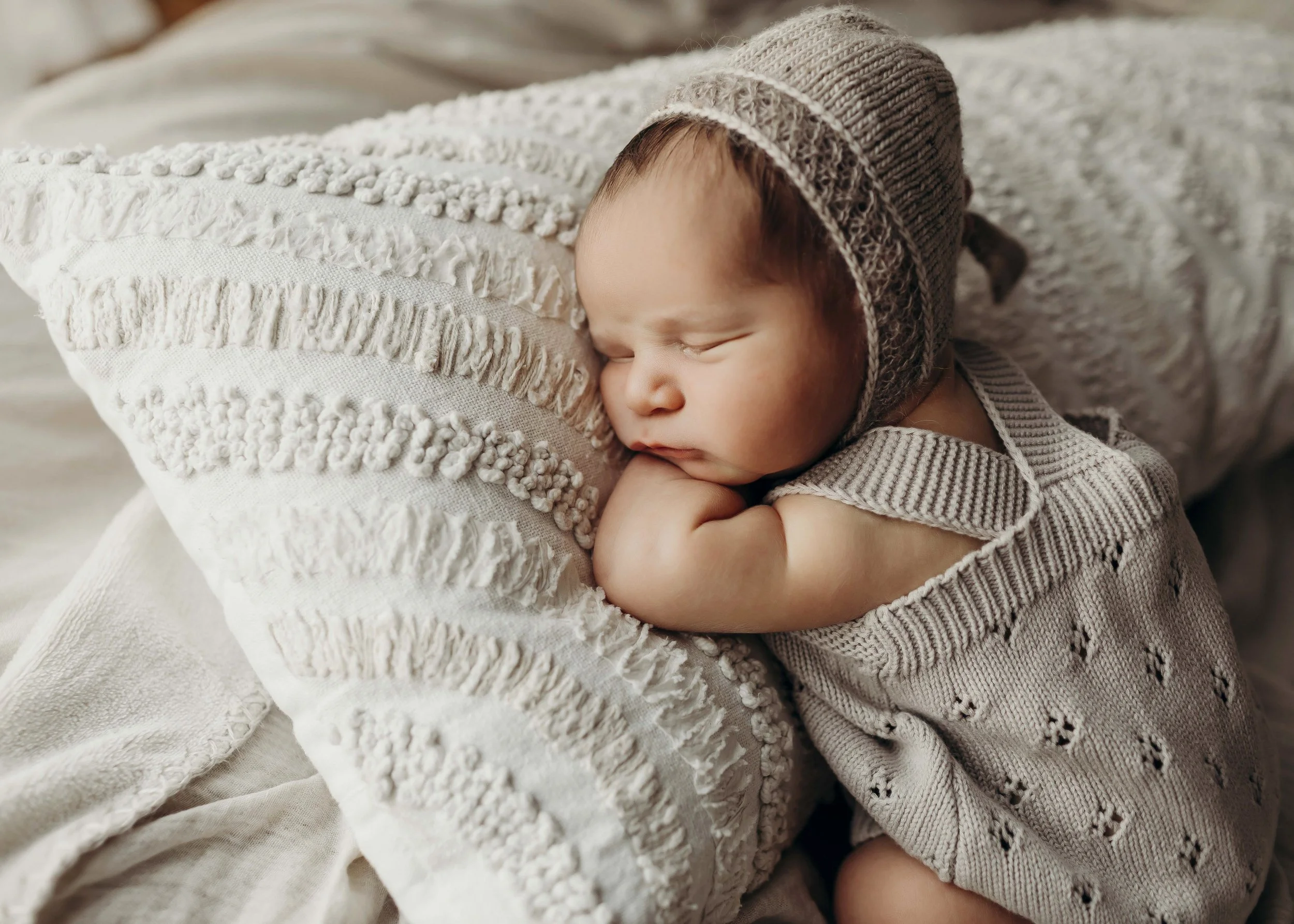 newborn-photographer-near-meCLR (59).jpg