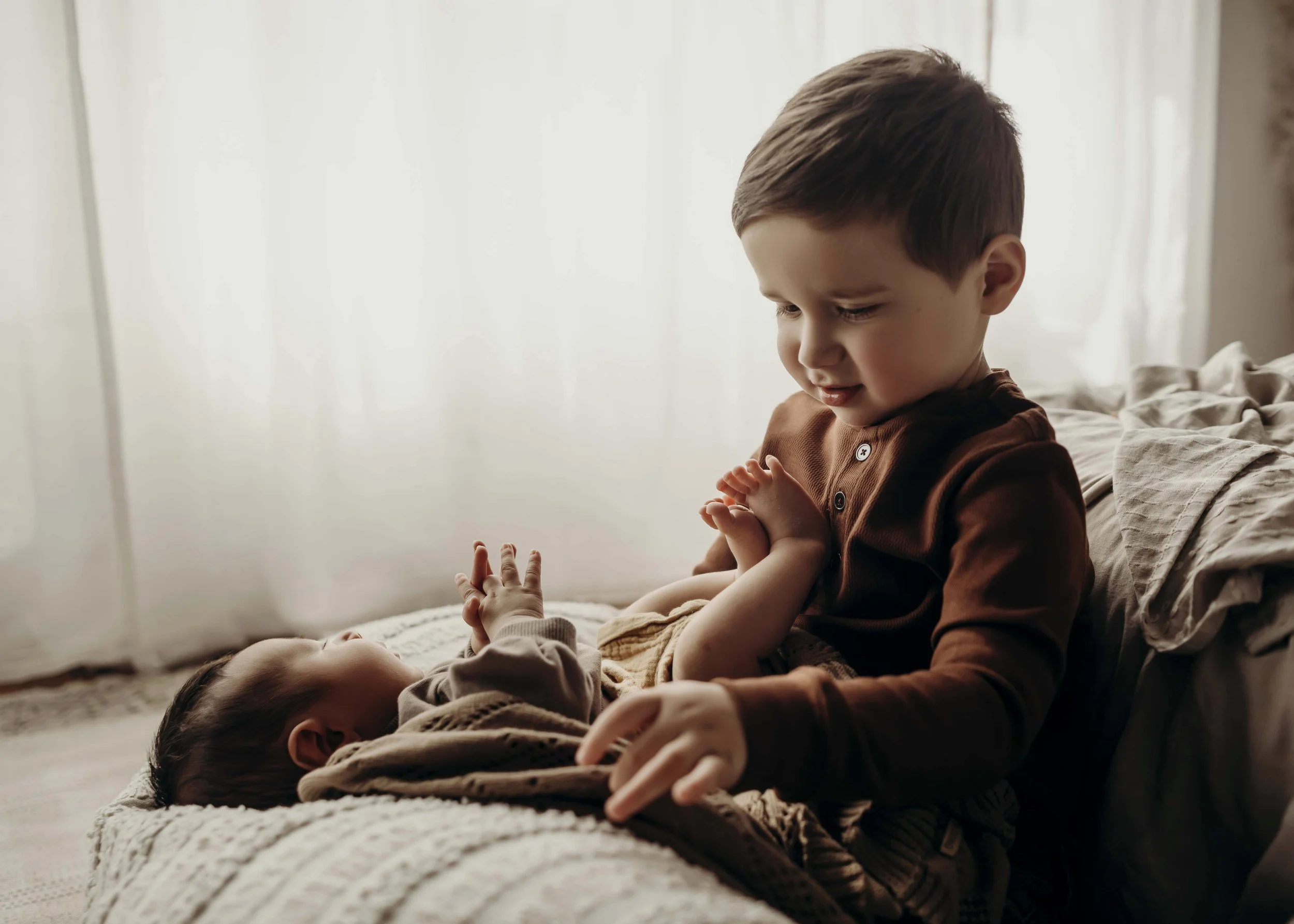 newborn-photographer-near-meCLR (34).jpg