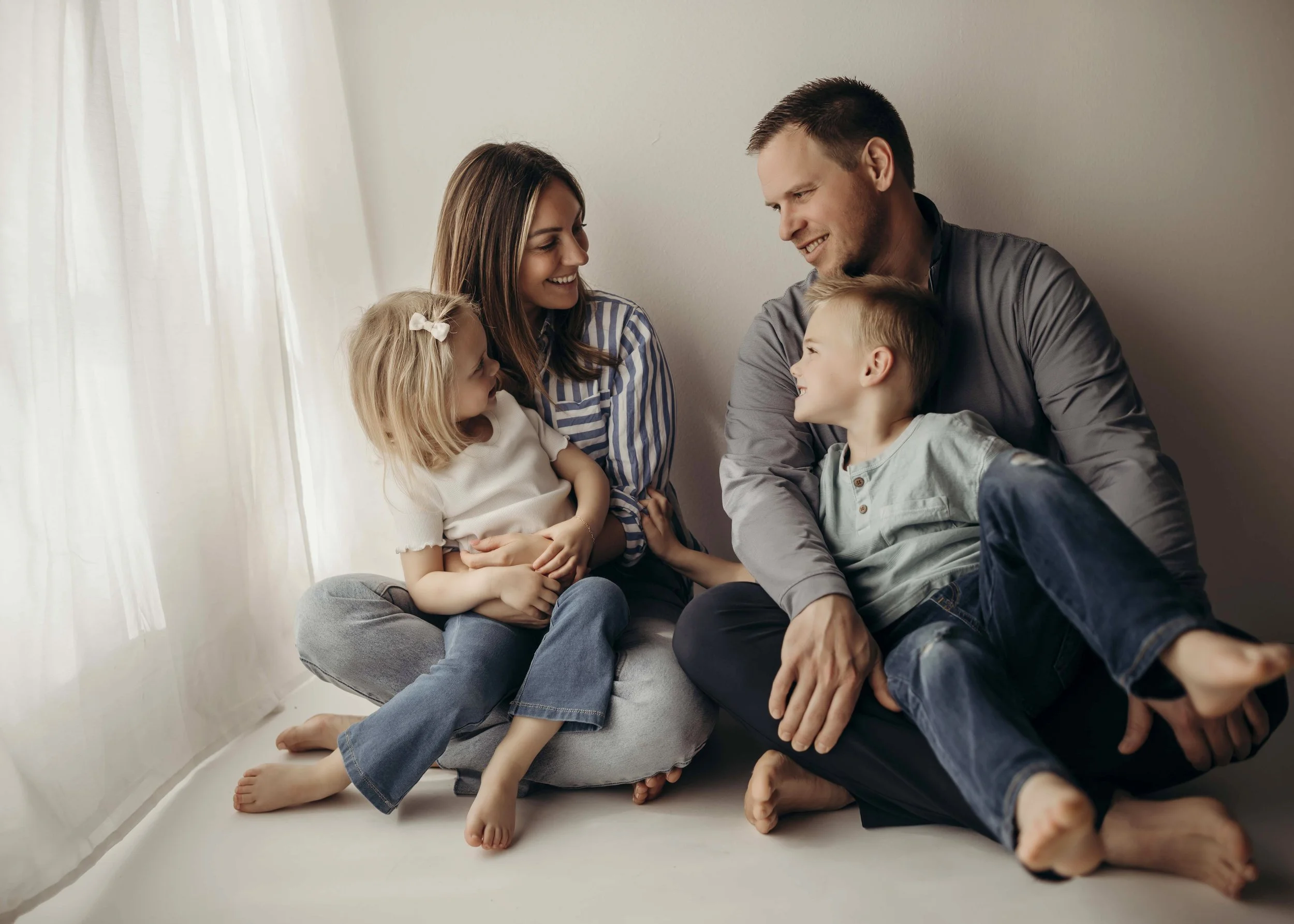 children-photographer-near-meCLR (38).jpg