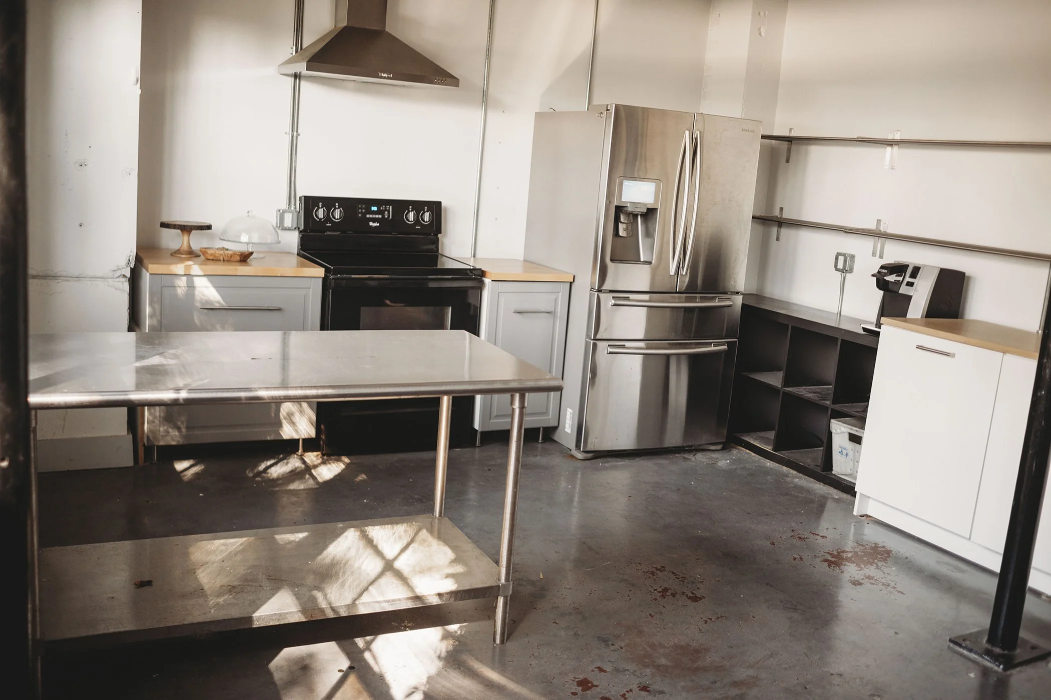 kitchen for rent_2.jpg