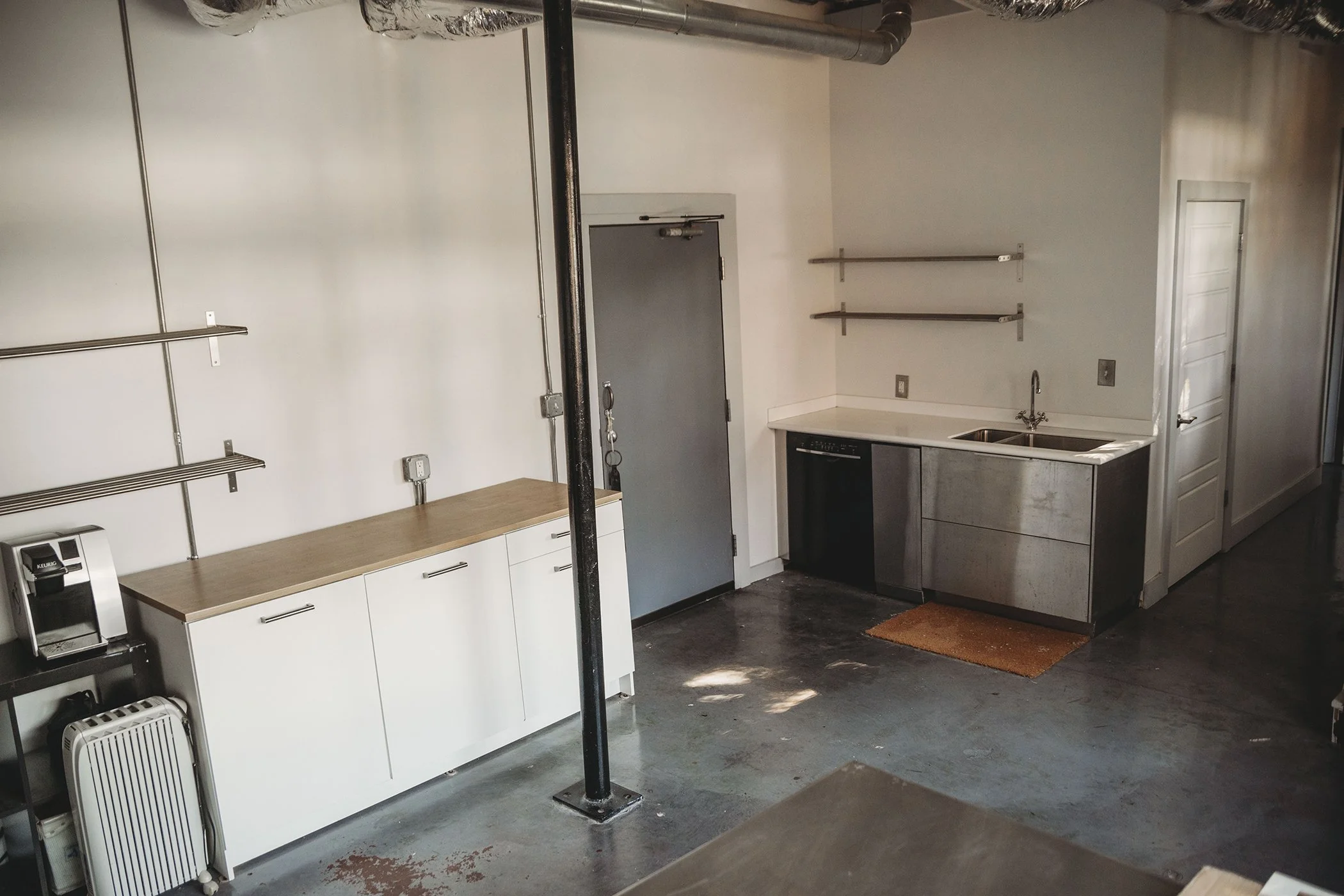 kitchen for rent_13.jpg