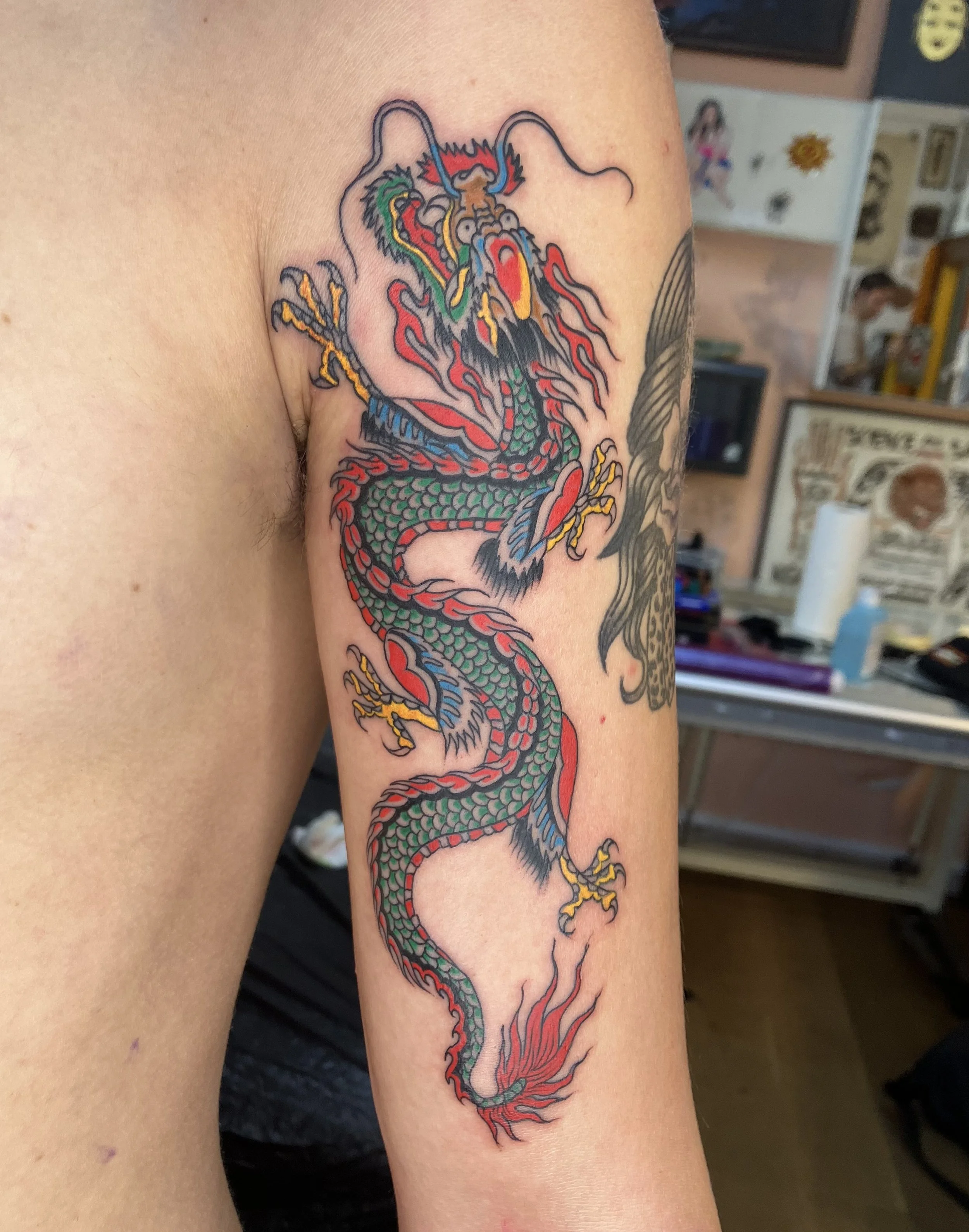 MikeMoneyz_TraditionalTattoo_ViennaElectricTattoo_dragon3.jpeg