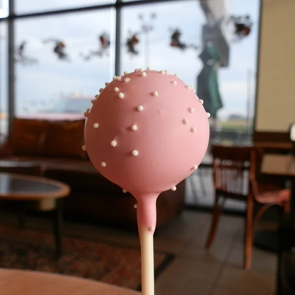 Weighinwednesday When You Just Want To Eat An Entire Cake Petrone On The Rocks