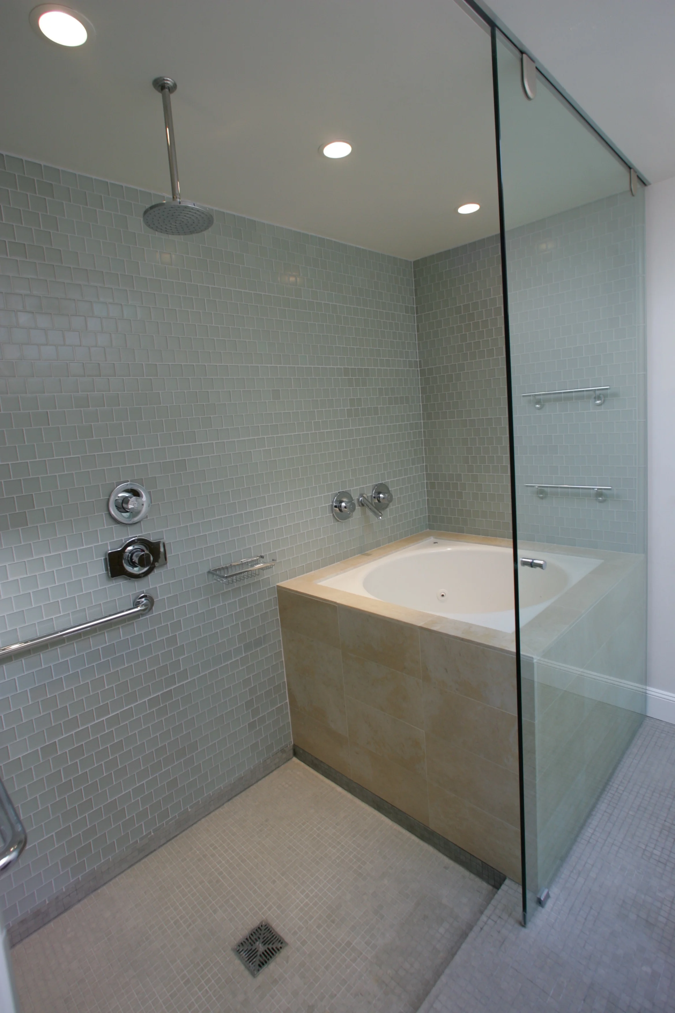 35thave080_ward.jpg