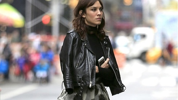 taylor valentine — WHAT TO WEAR — SIMPSTYLE