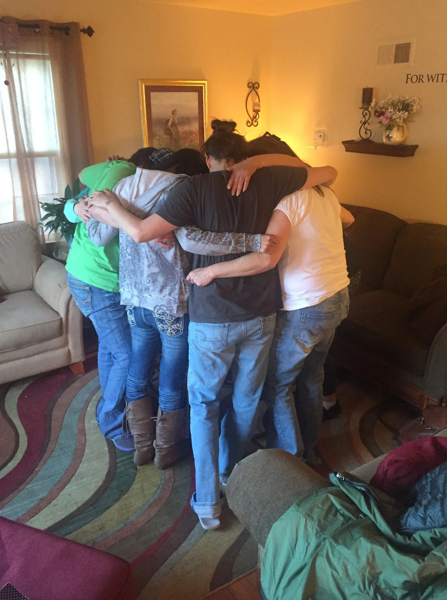 CIRCLE HUG.jpg