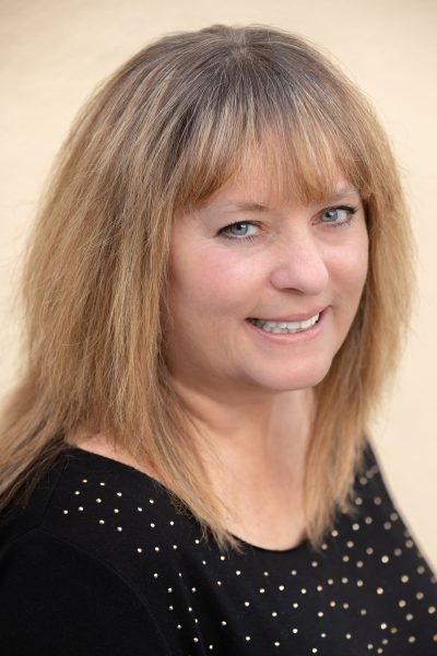 Kelly R Patterson