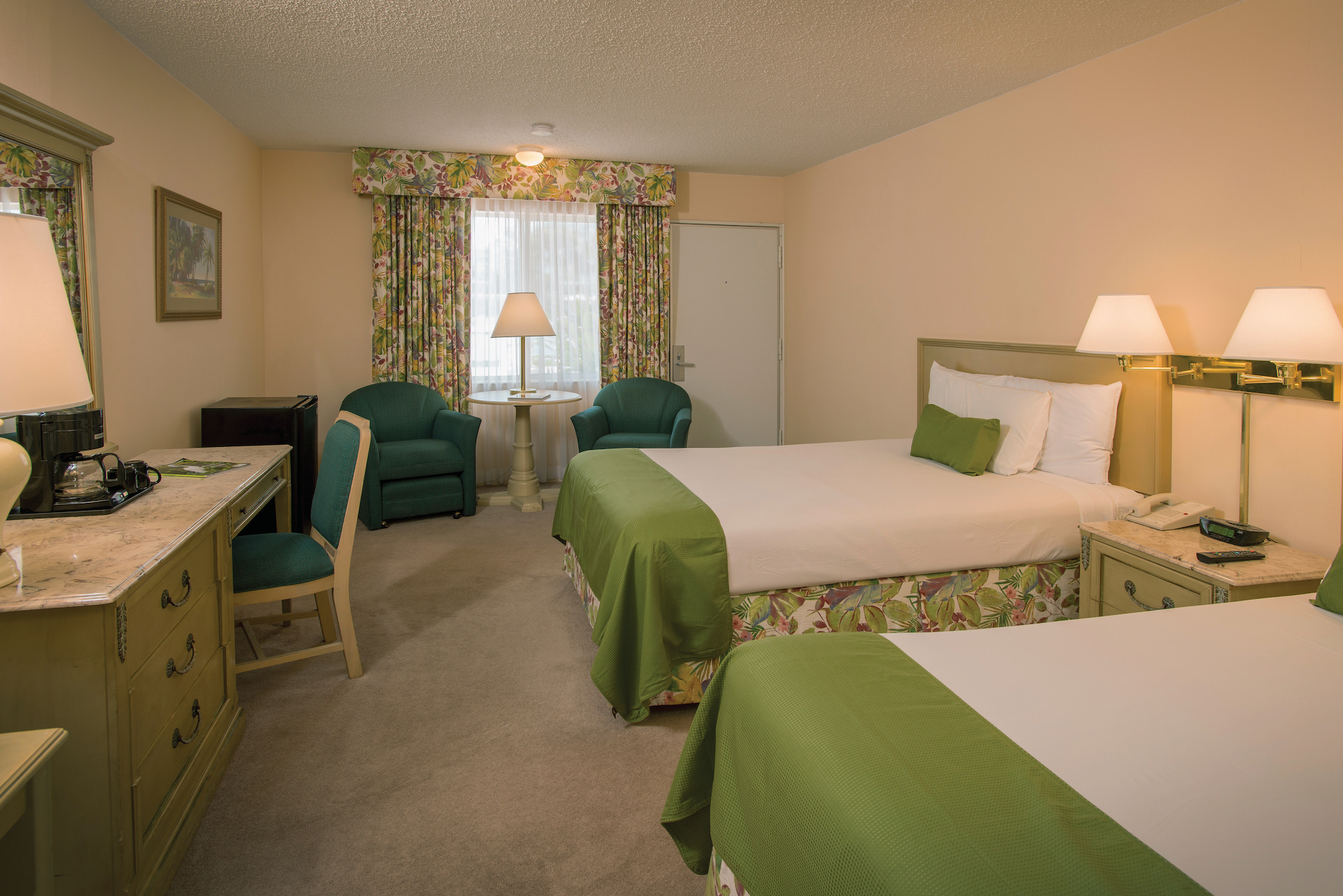 two bed guest room at sandcastle resort at lido beach.jpg