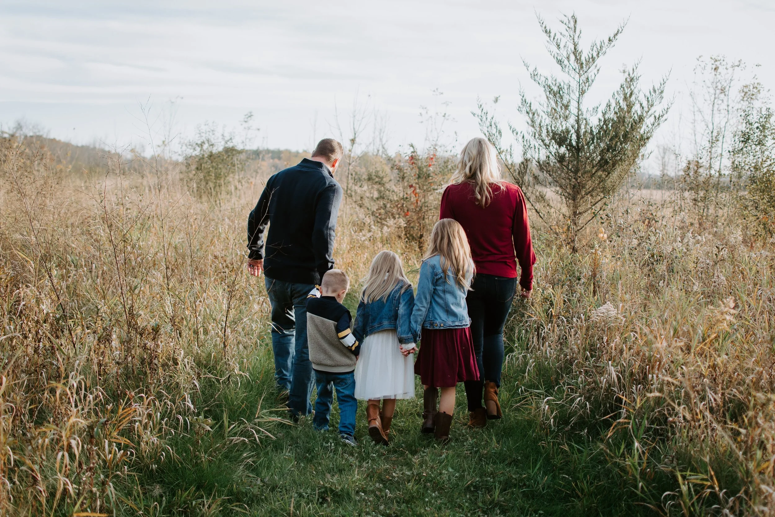 Backyard Family Session | Tichigan, WI