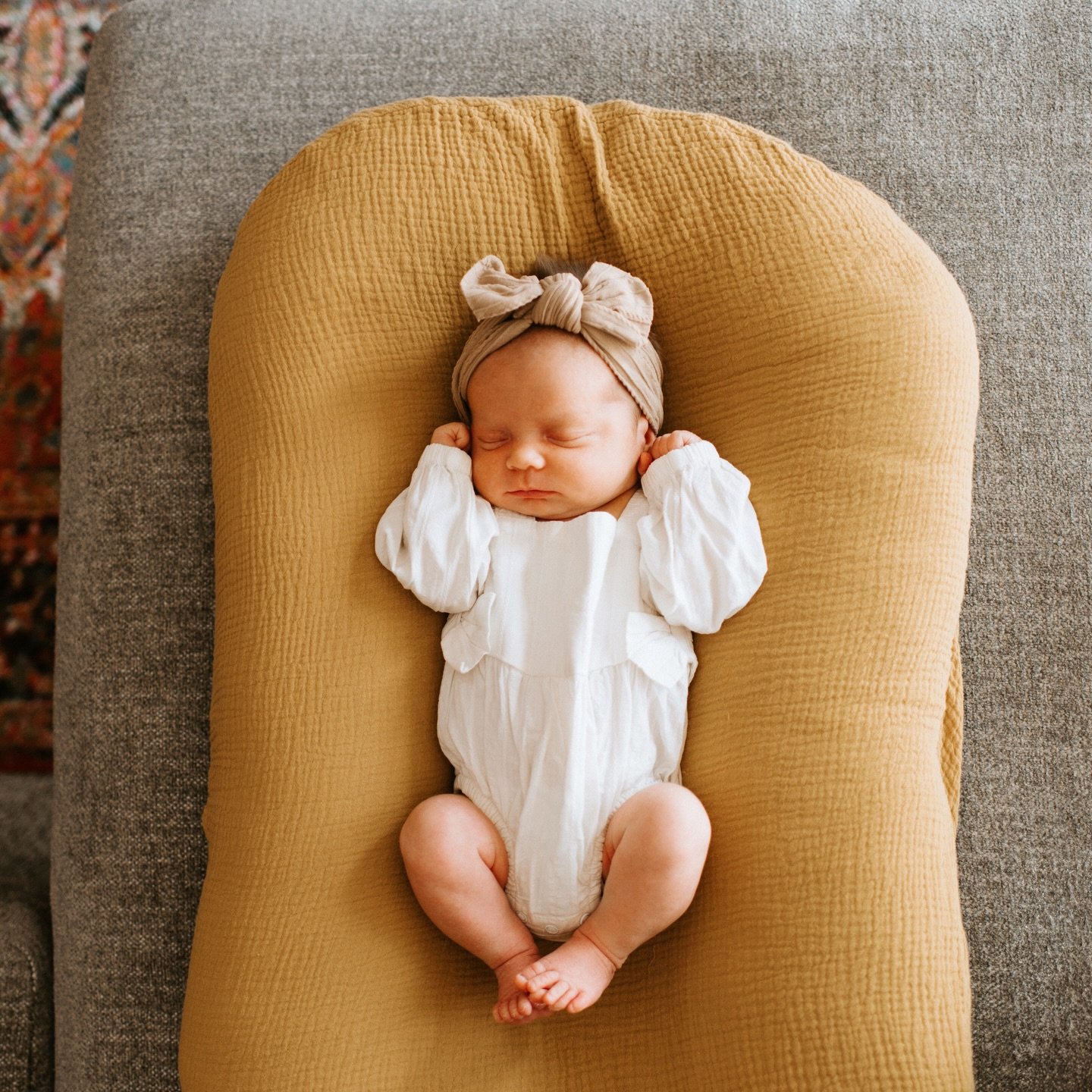 The newborn phase simply goes by too fast. 🥹✨

Milwaukee, Photographer, Family, Waukesha, Newborn, In-home session
