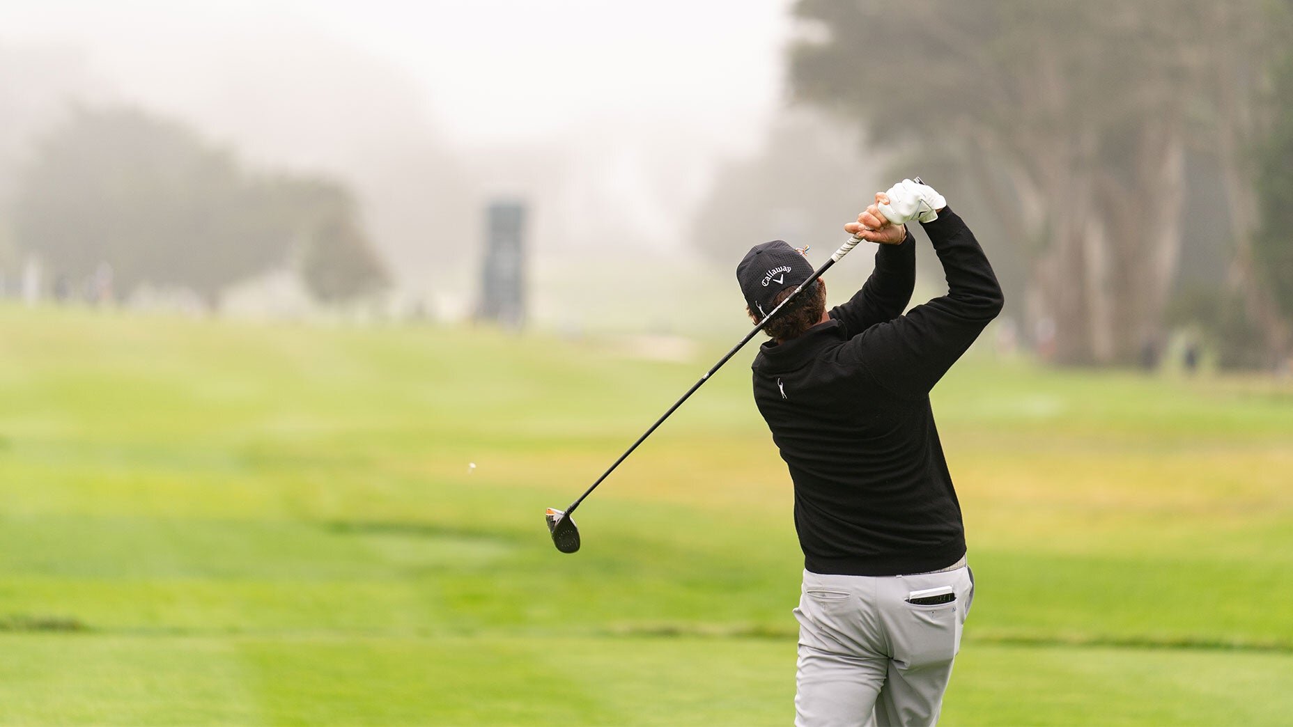 3 Most Useful Left Handed Golfer Tips to Grip, Set Up, & Swing Correctly — Golf Pad