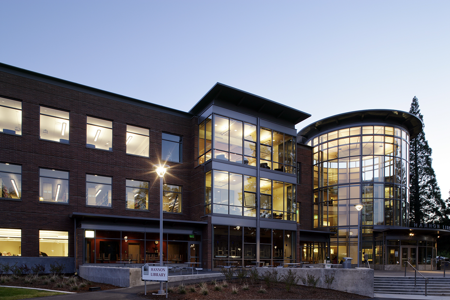 Southern Oregon University Library
