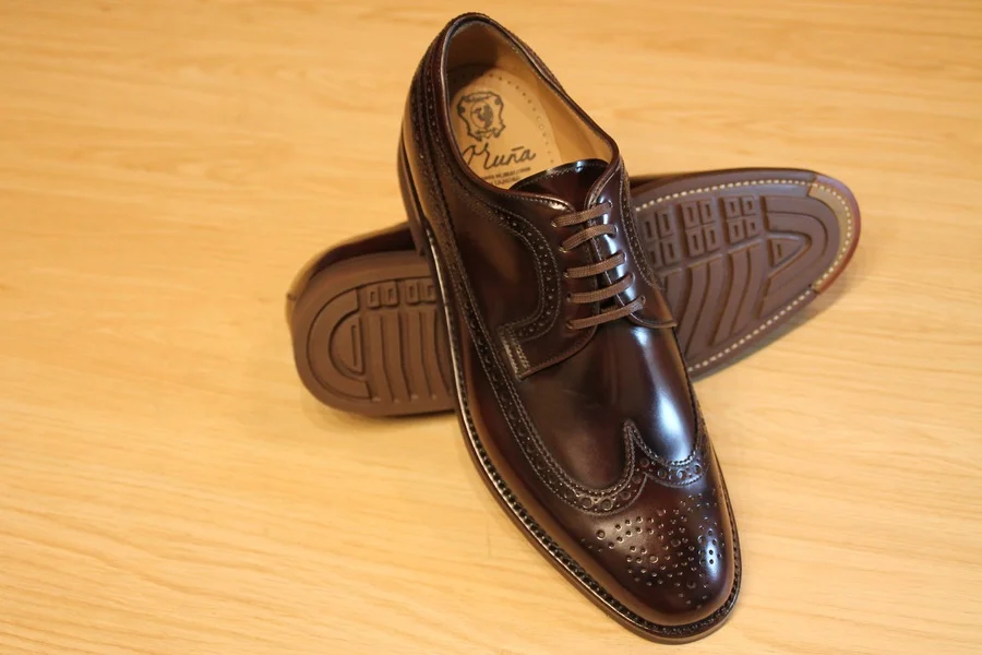 REF: 4275. Georges